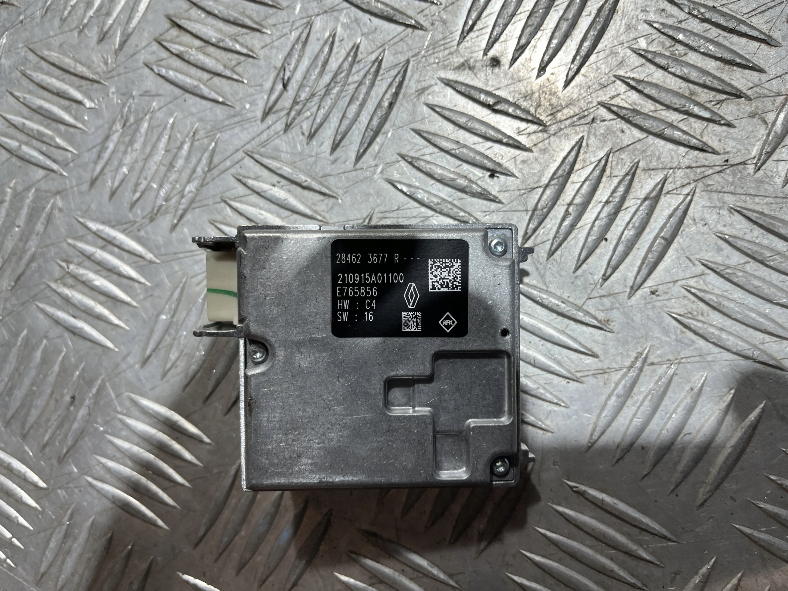 ассистент полосы движения renault CAPTUR II 19-