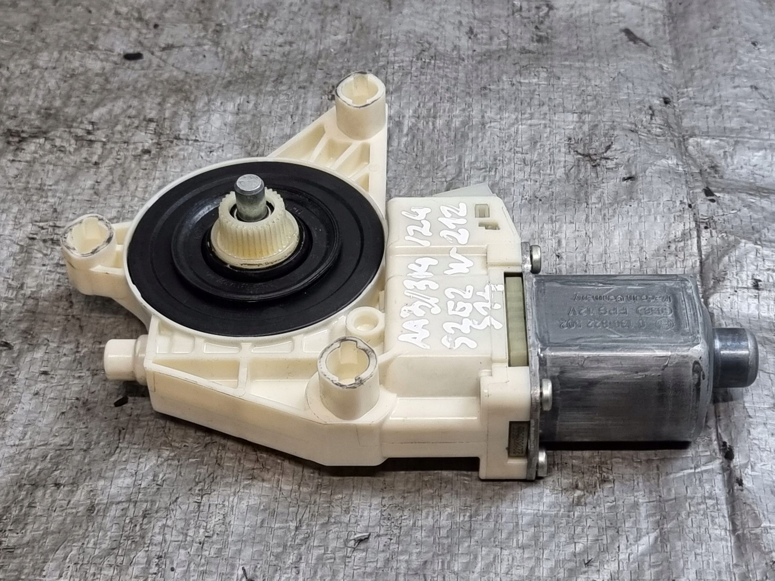 mini motor windows right front OE A2048200242 MERCEDES E KLASA W212 13r