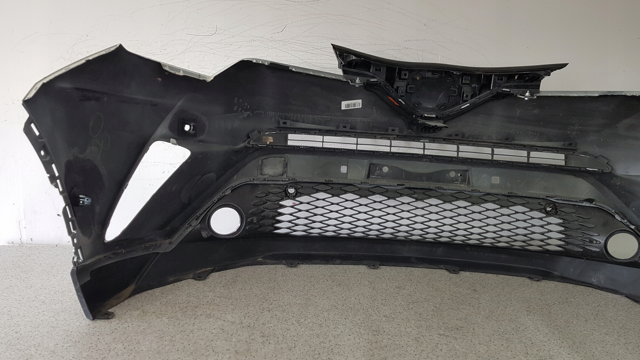 TOYOTA CHR 2016 - 2018 bumper front 7191