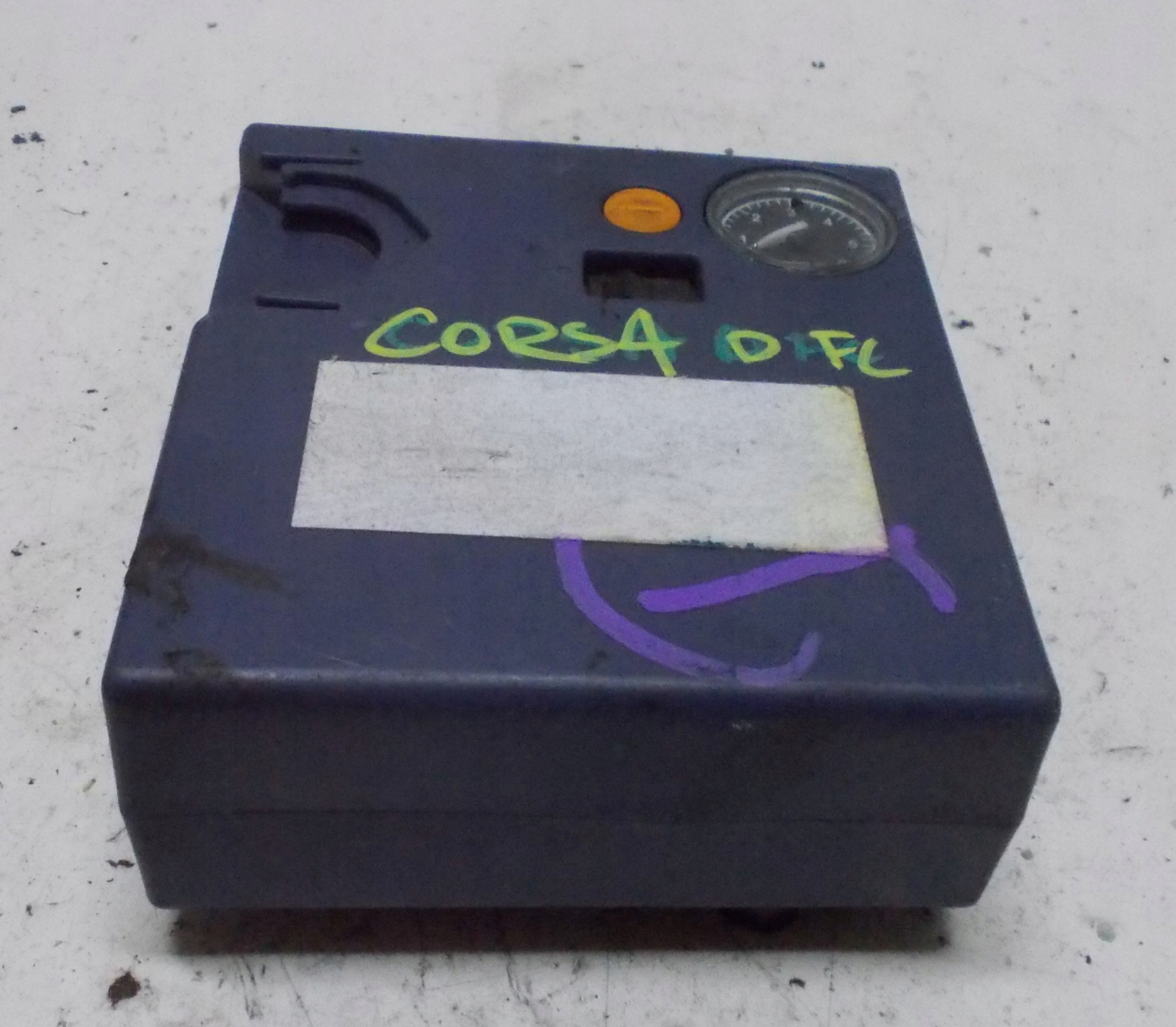 OPEL CORSA D FL KOMPRESOR POMPKA DO KÓŁ