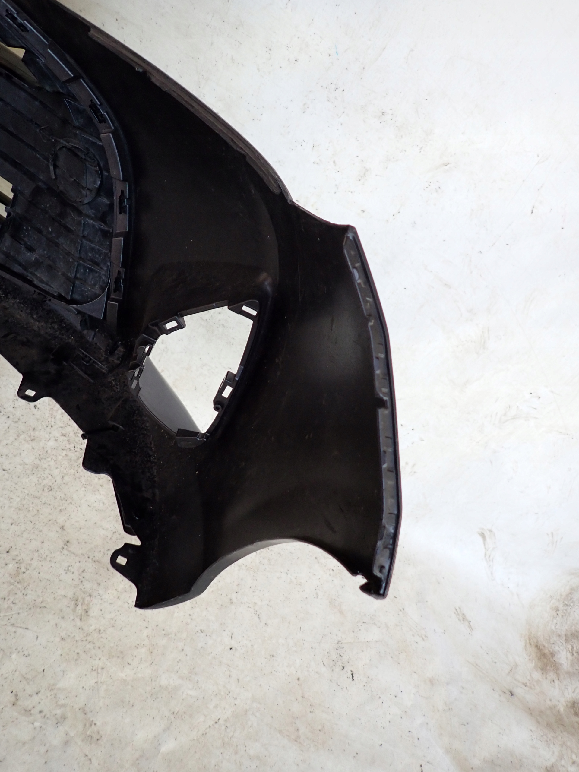TOYOTA YARIS III LIFT 14- bumper front front
