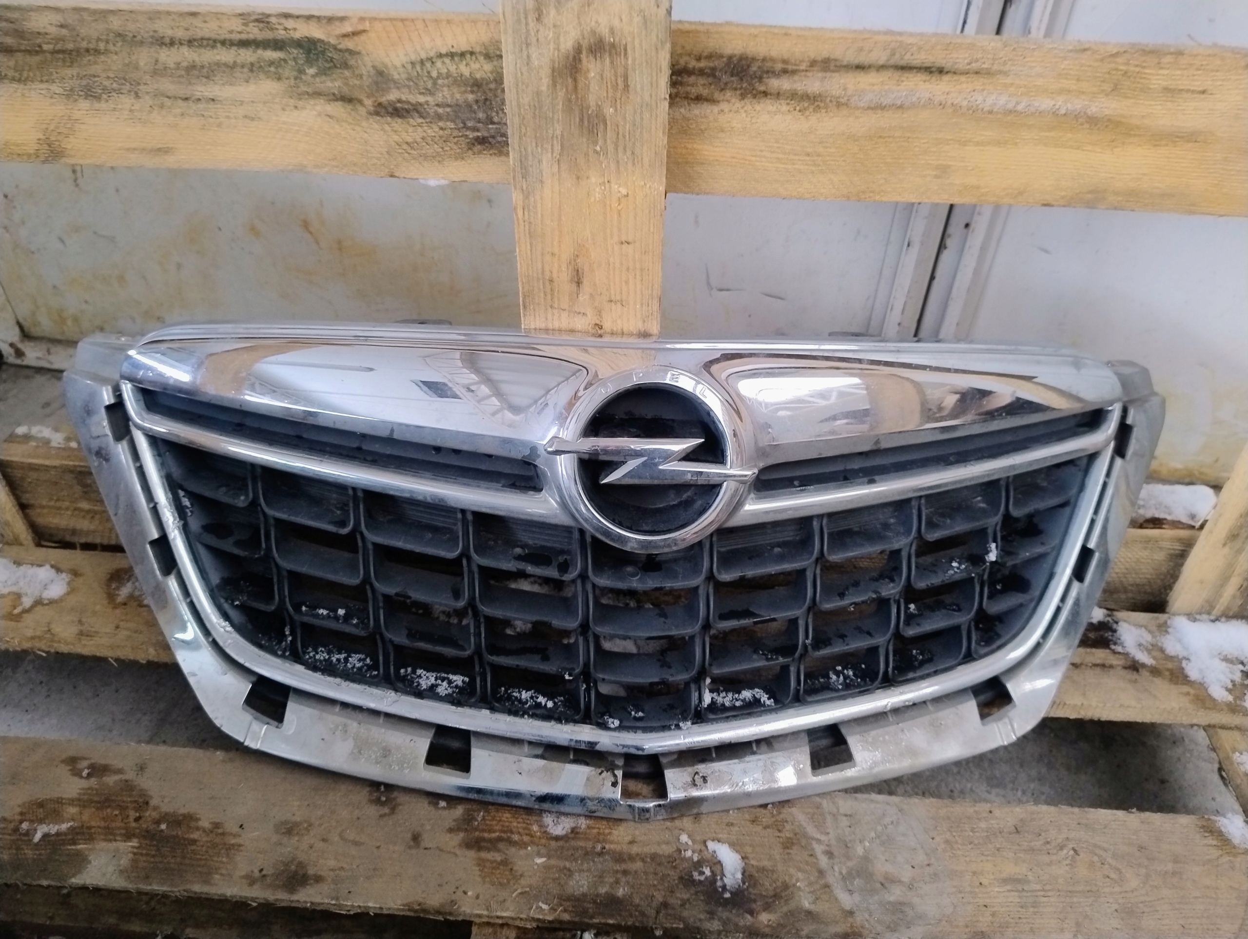 Grille OPEL MOKKA A 12-15 95391779