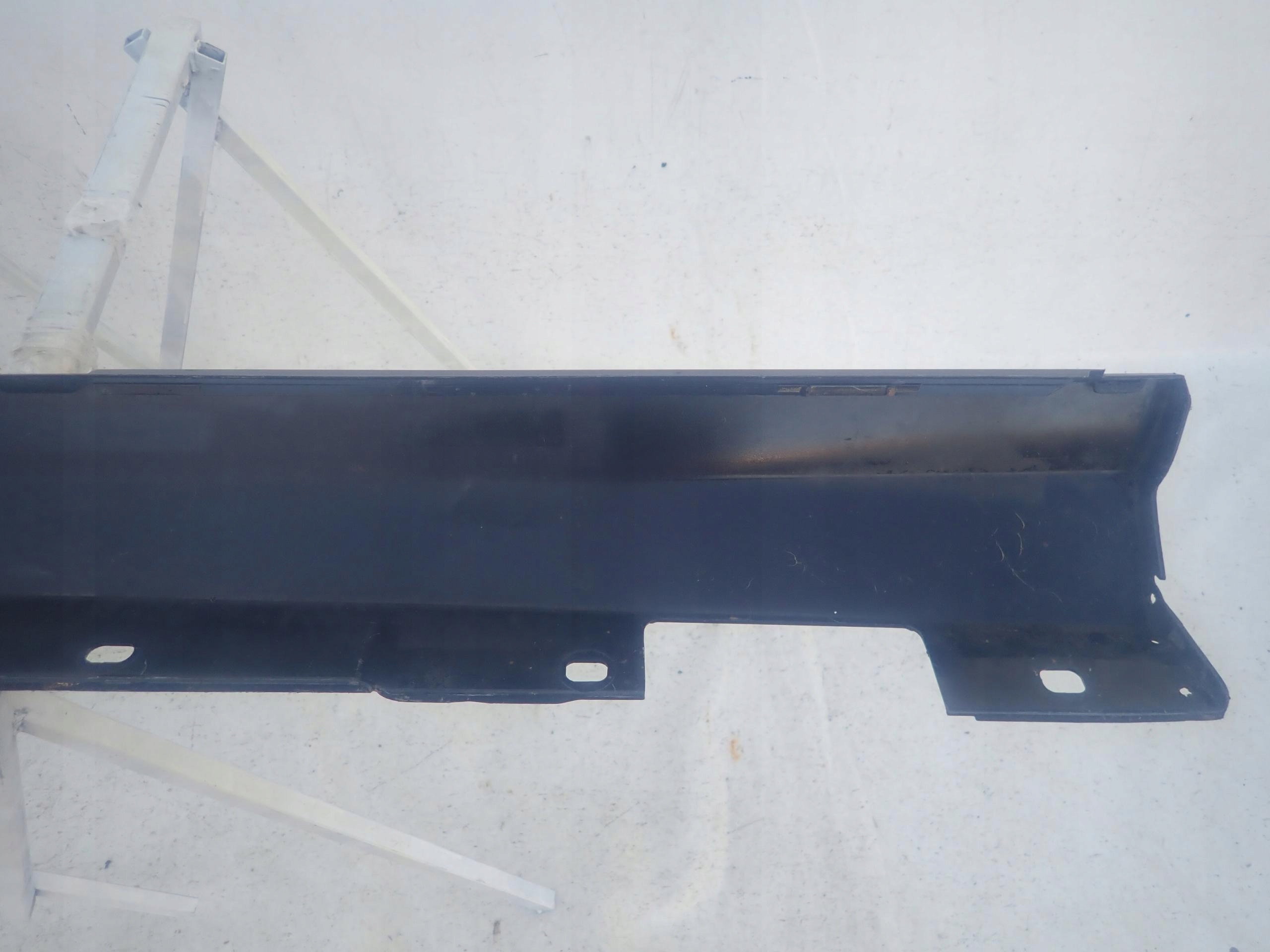MERCEDES C-KLASA W204 threshold moulding threshold right