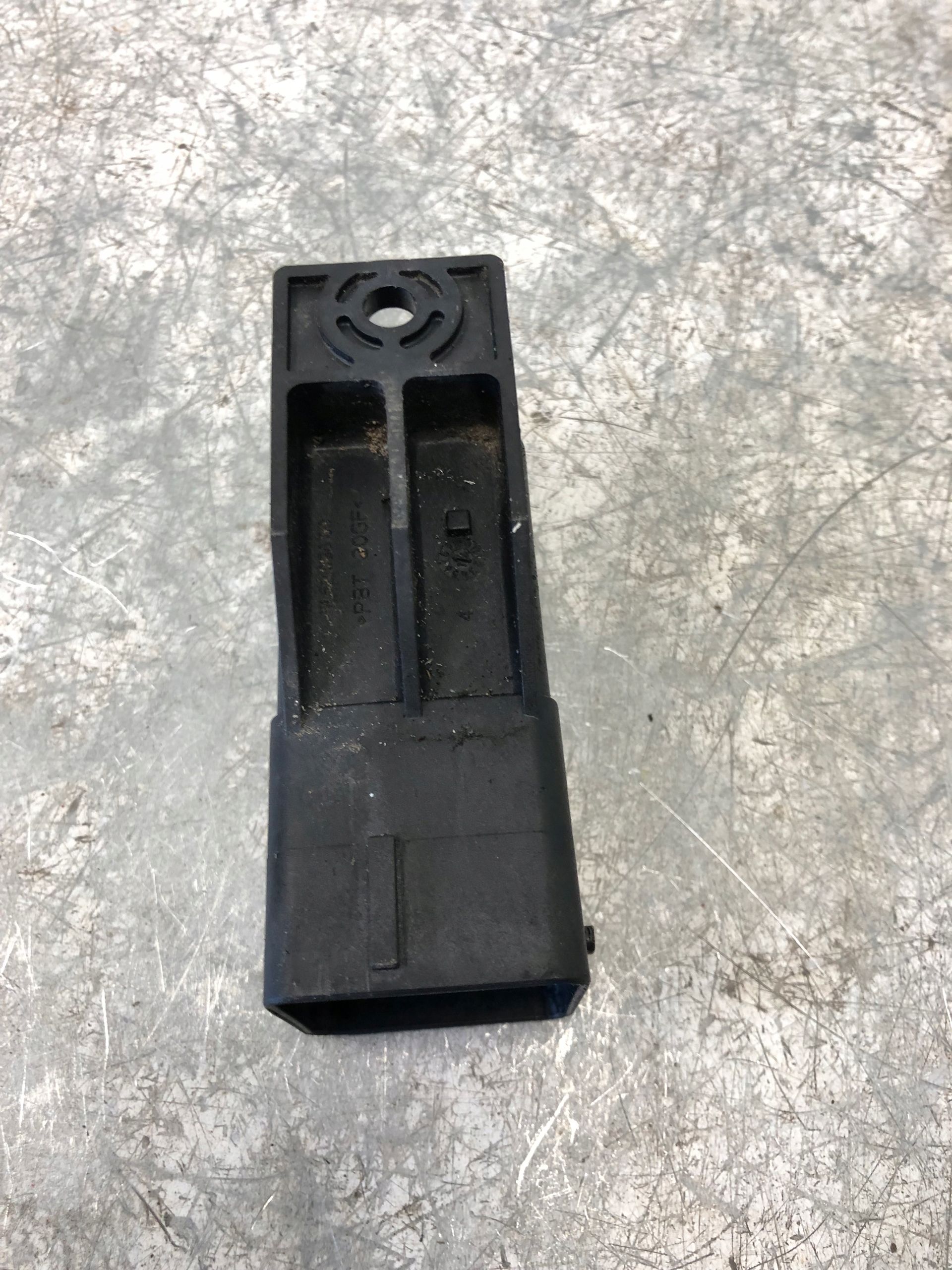 relay plugs FORD KUGA MK2 9803299780