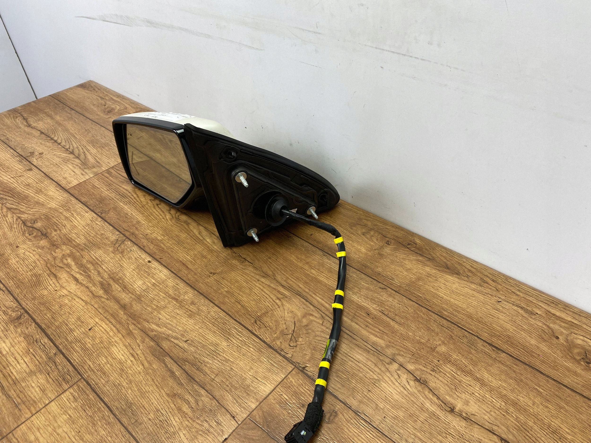 electrics mirror left driver´s 17PIN Cadillac Escalade IV 2015
