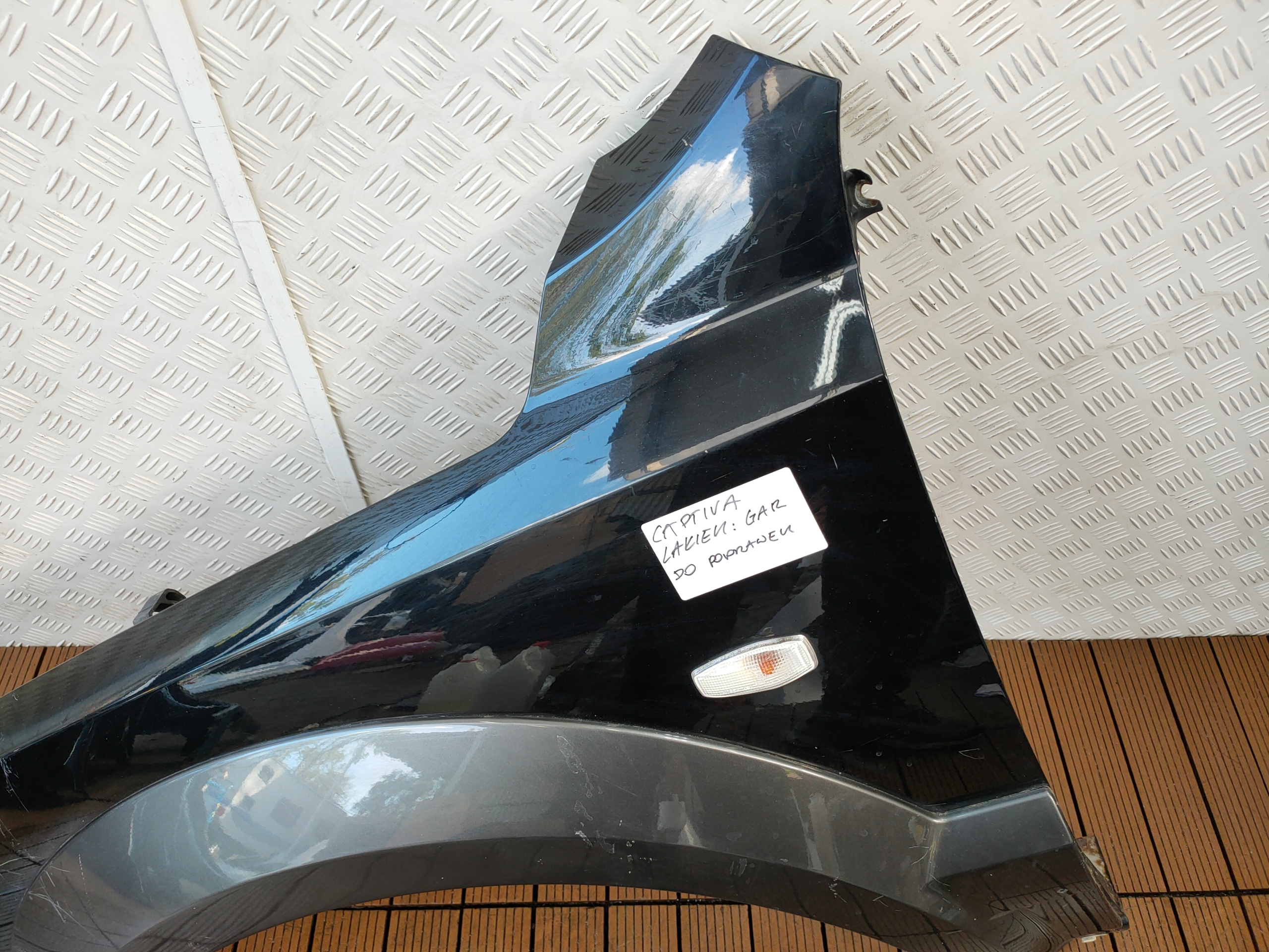 CHEVROLET CAPTIVA and 06-10 fender front left front colour GAR