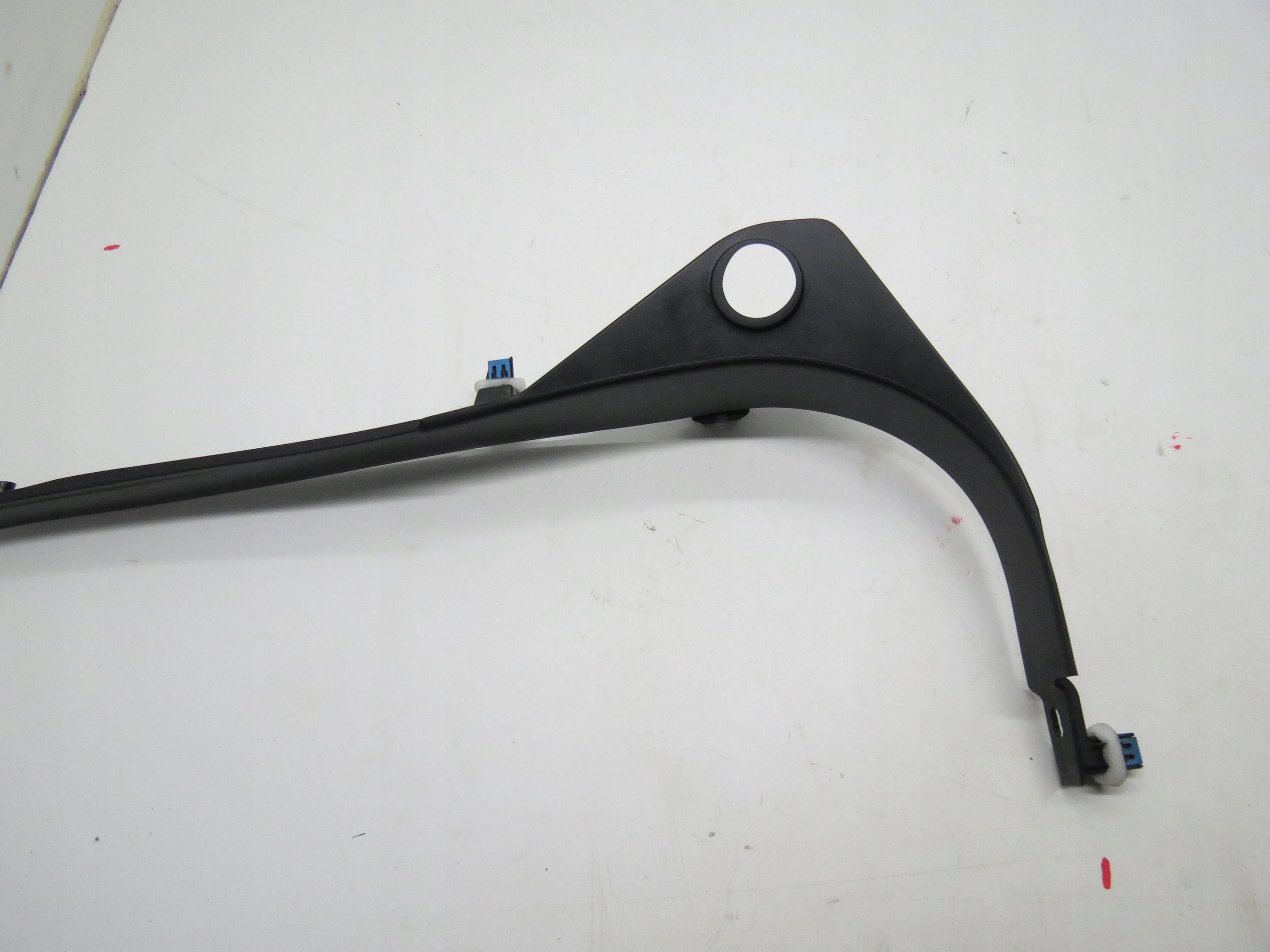 moulding threshold left front VOLVO V60 and S60 II 30715887 (2013-2018)R.