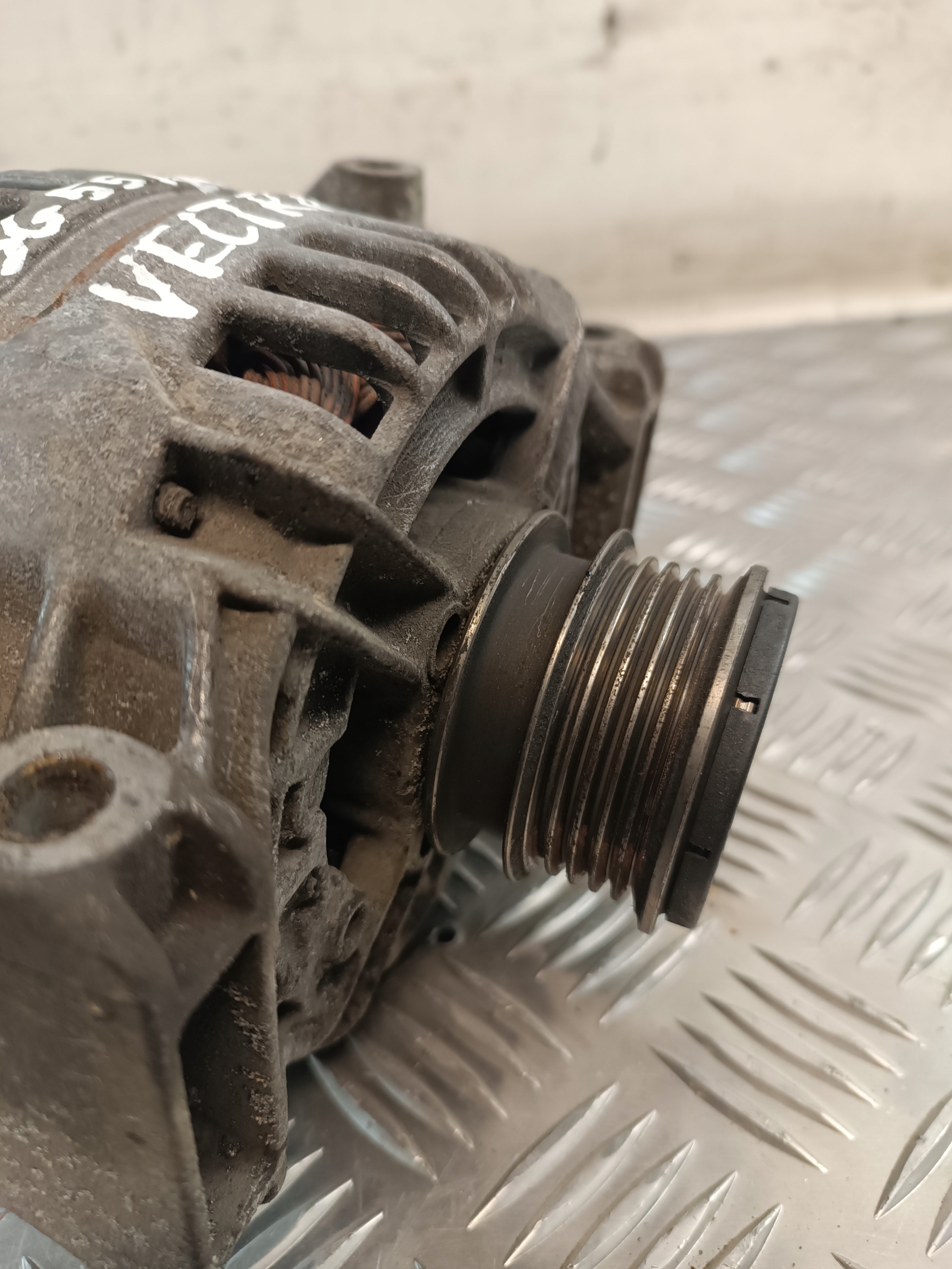 ALTERNATOR OPEL VECTRA B 2.2B 2002r 0986044010 100A