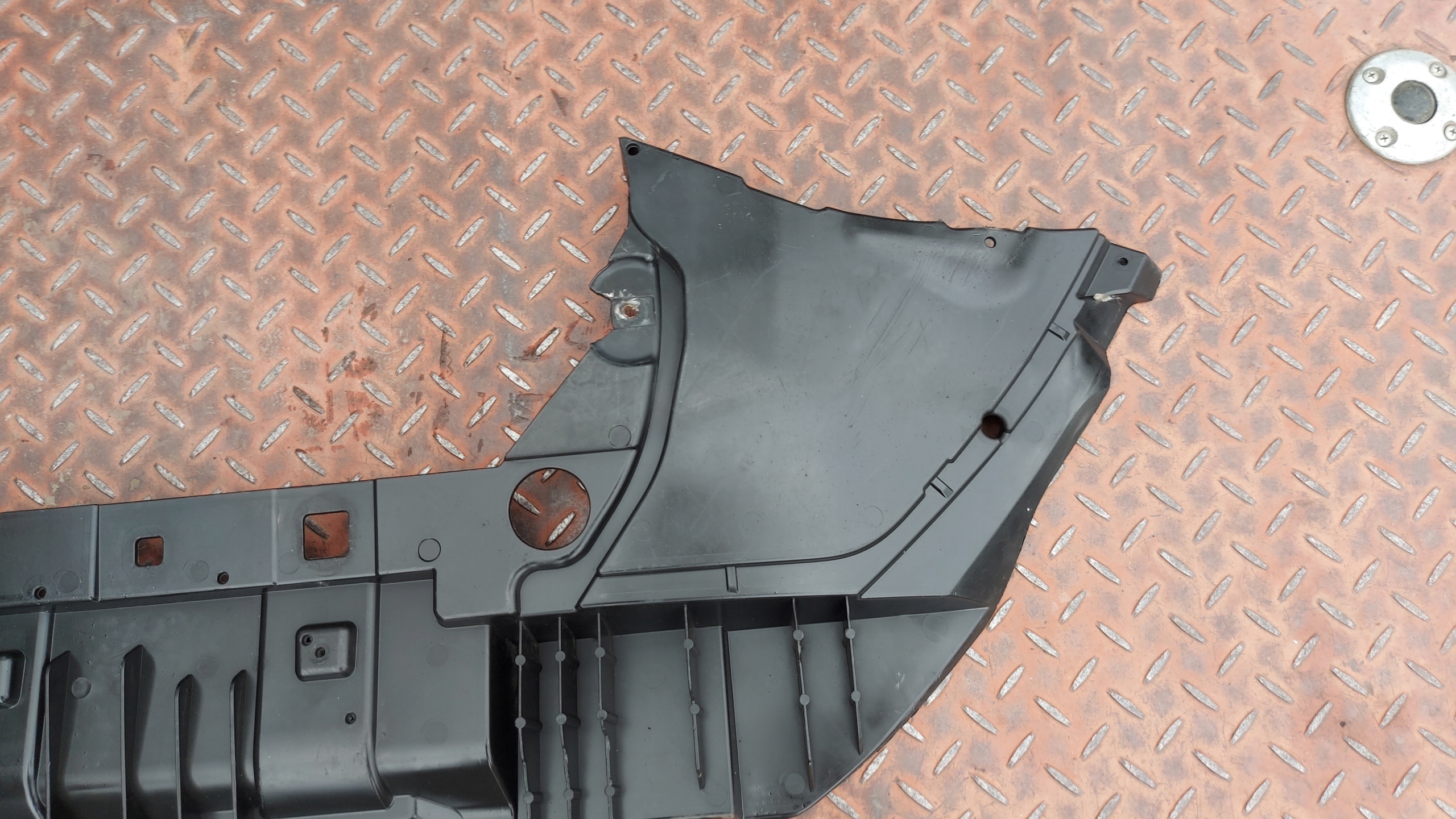 ABSORBER Blende Abdeckung unter Stoßstange VOLVO XC40 II