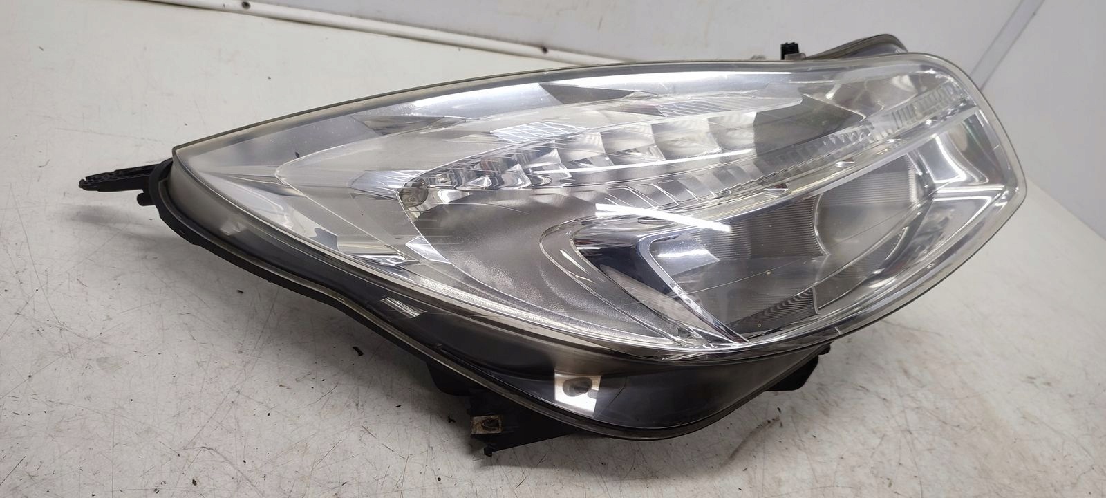 light front front right Opel Insignia A