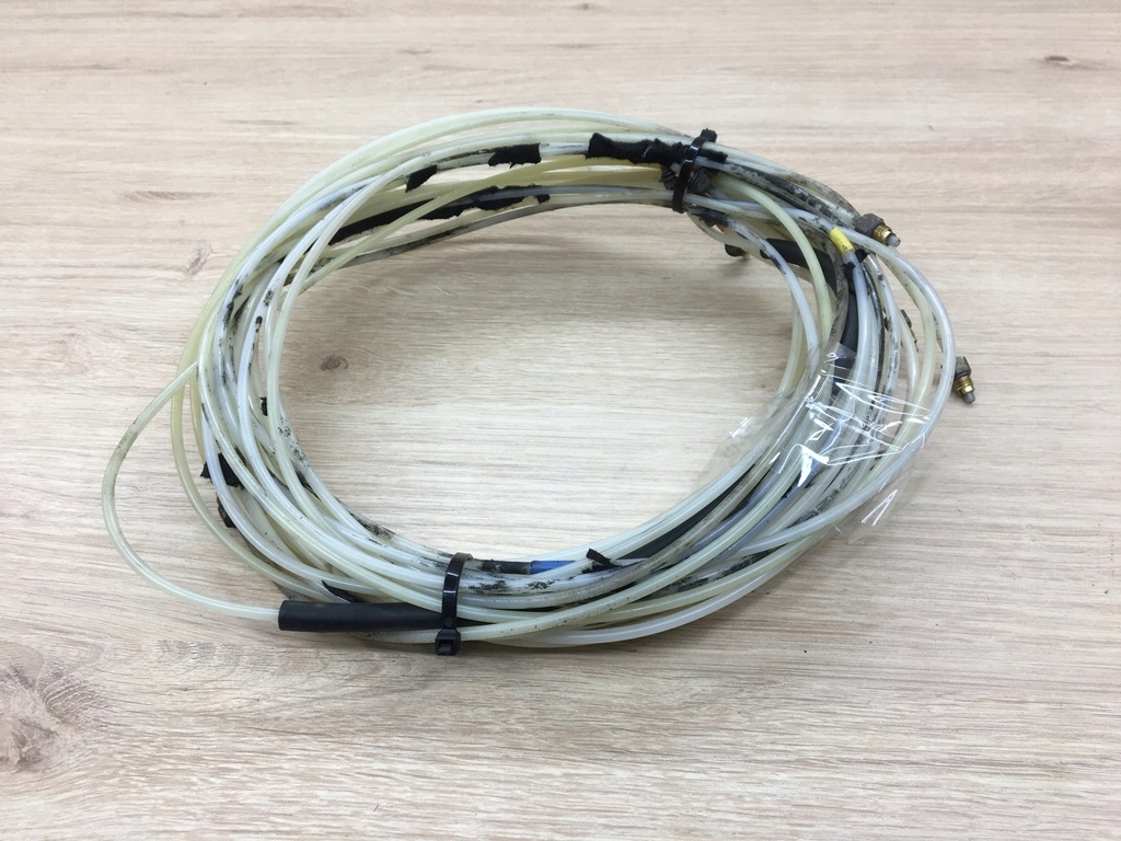 PRZEWOD WAZ PRZEWODY AIRMATIC ZESTAW MERCEDES W221 Part number 6