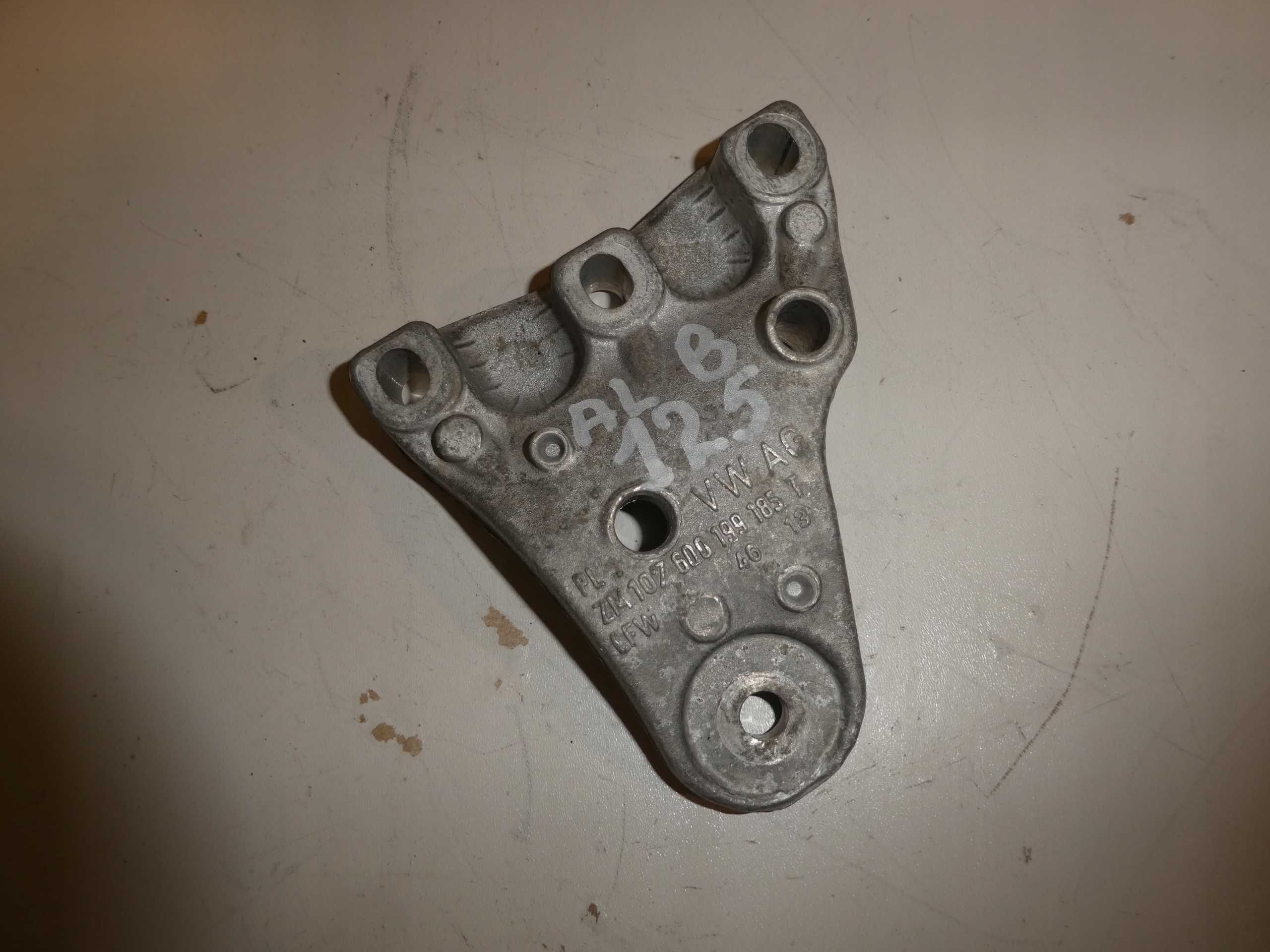 engine mount 6Q0199185T VW SEAT SKODA