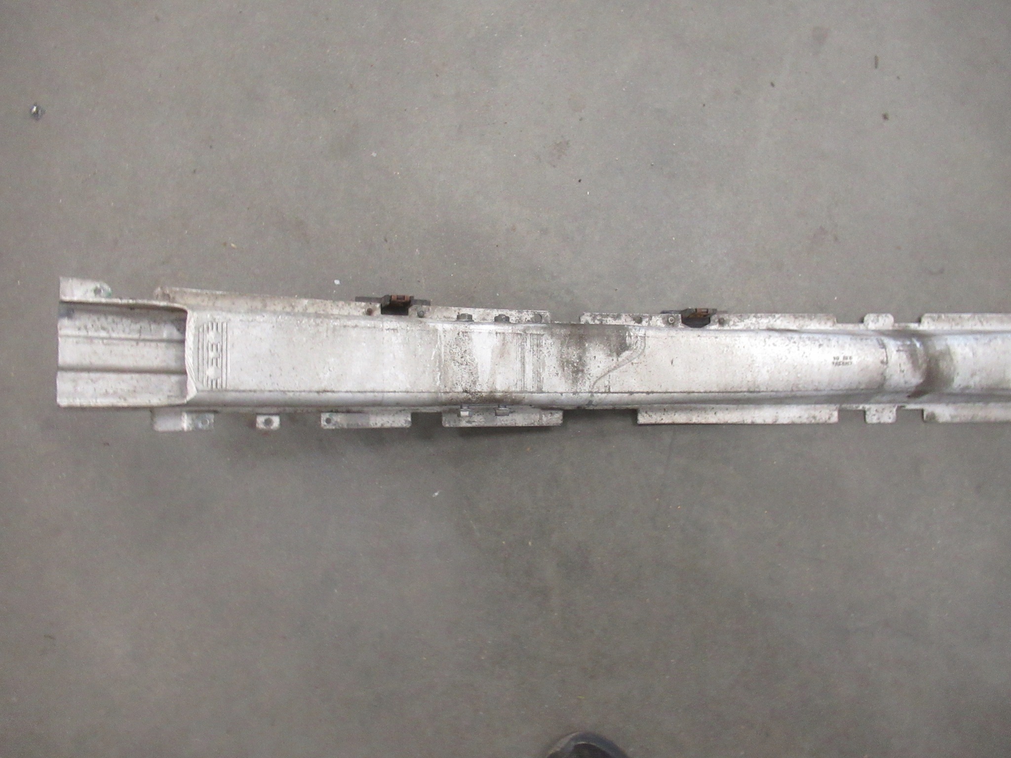 console sider front front of a bumper supports BMW 5 e60 e61 sedan Kombi