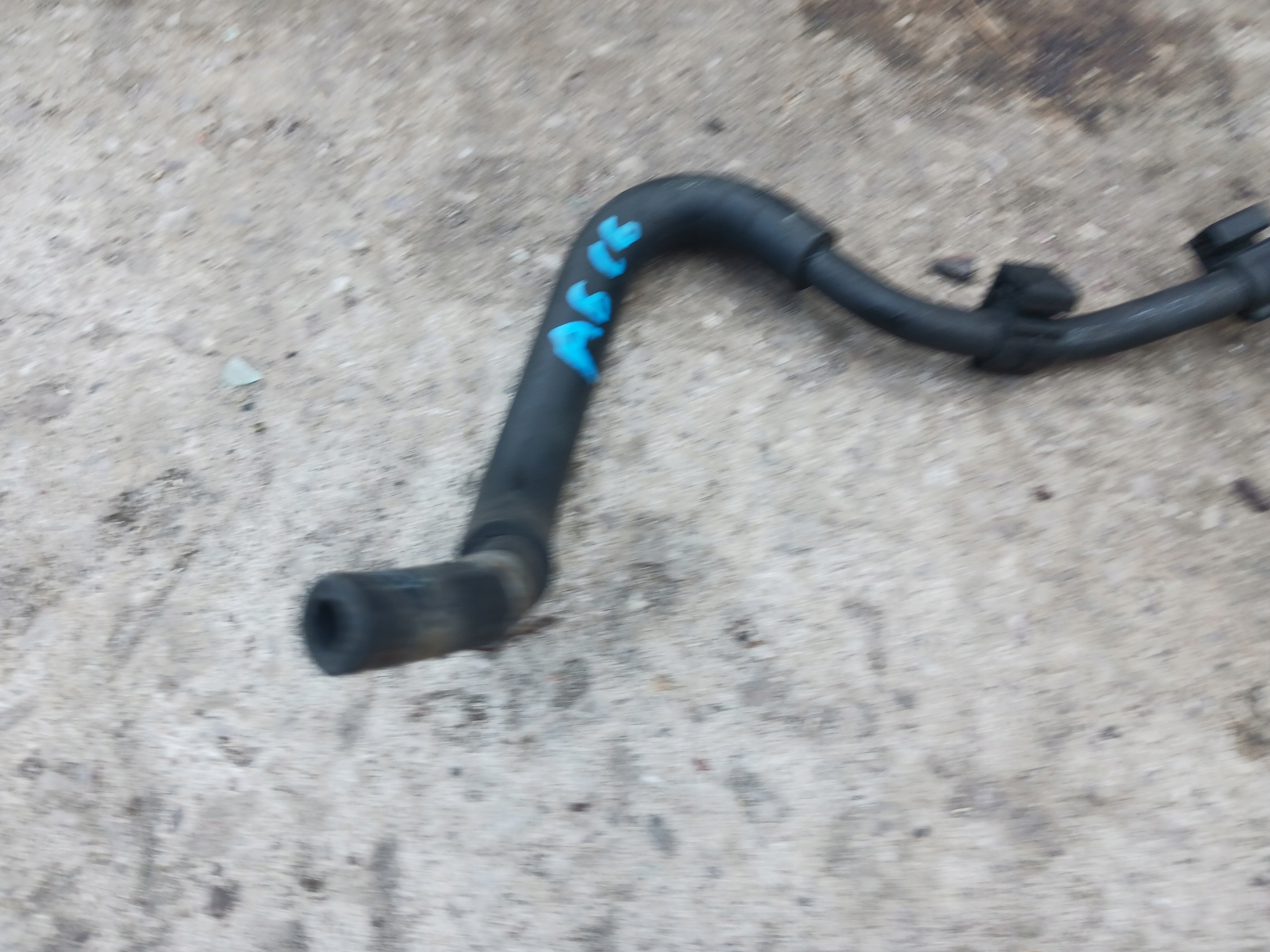 fuel line AUDI A6 C6 3.0 TFSI 4F0201215AF