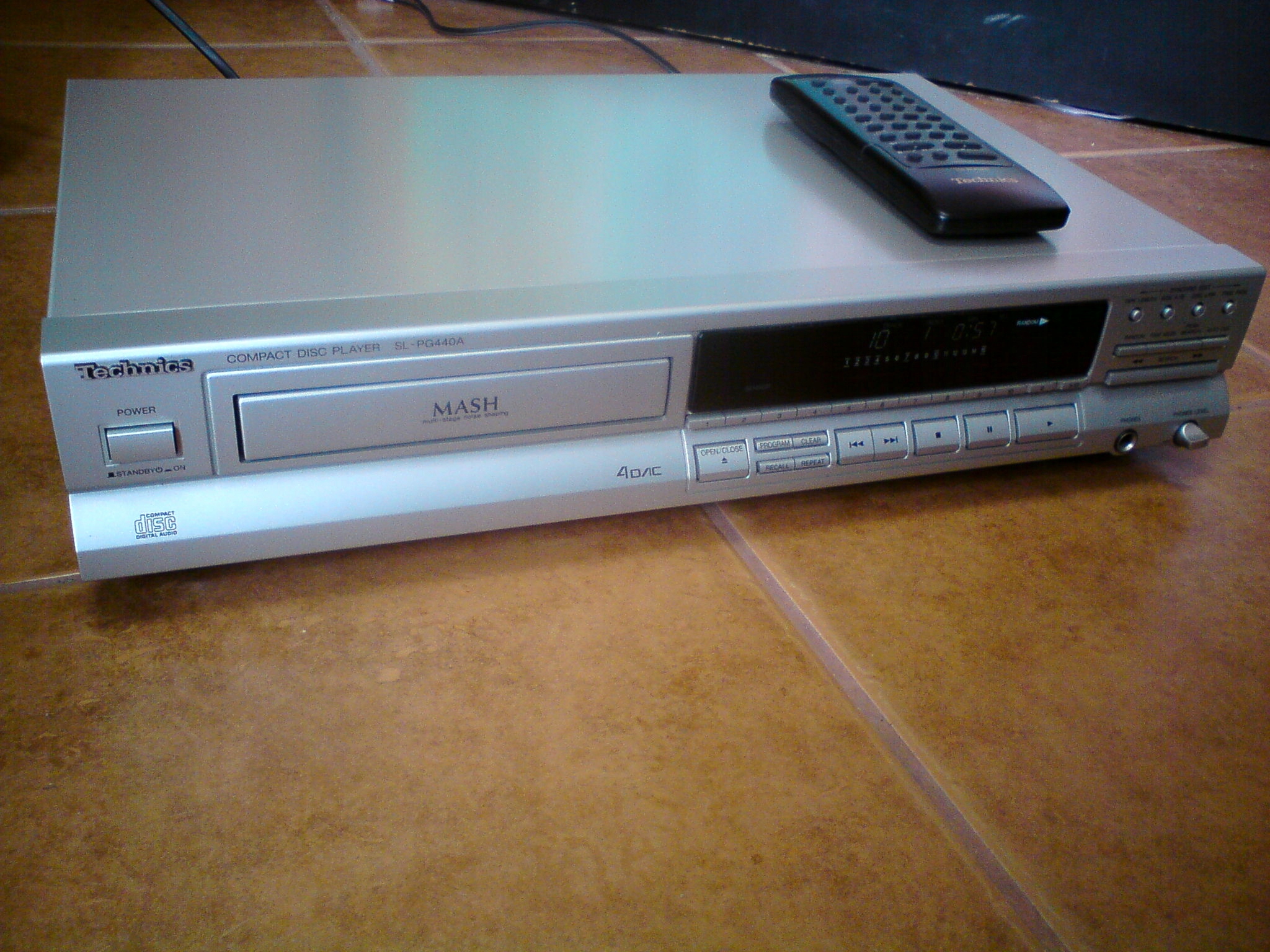 SREBRNY / ZŁOTY TECHNICS SL-PG440A STAN SKLEPOWY + PILOT + INSTRUKCJE