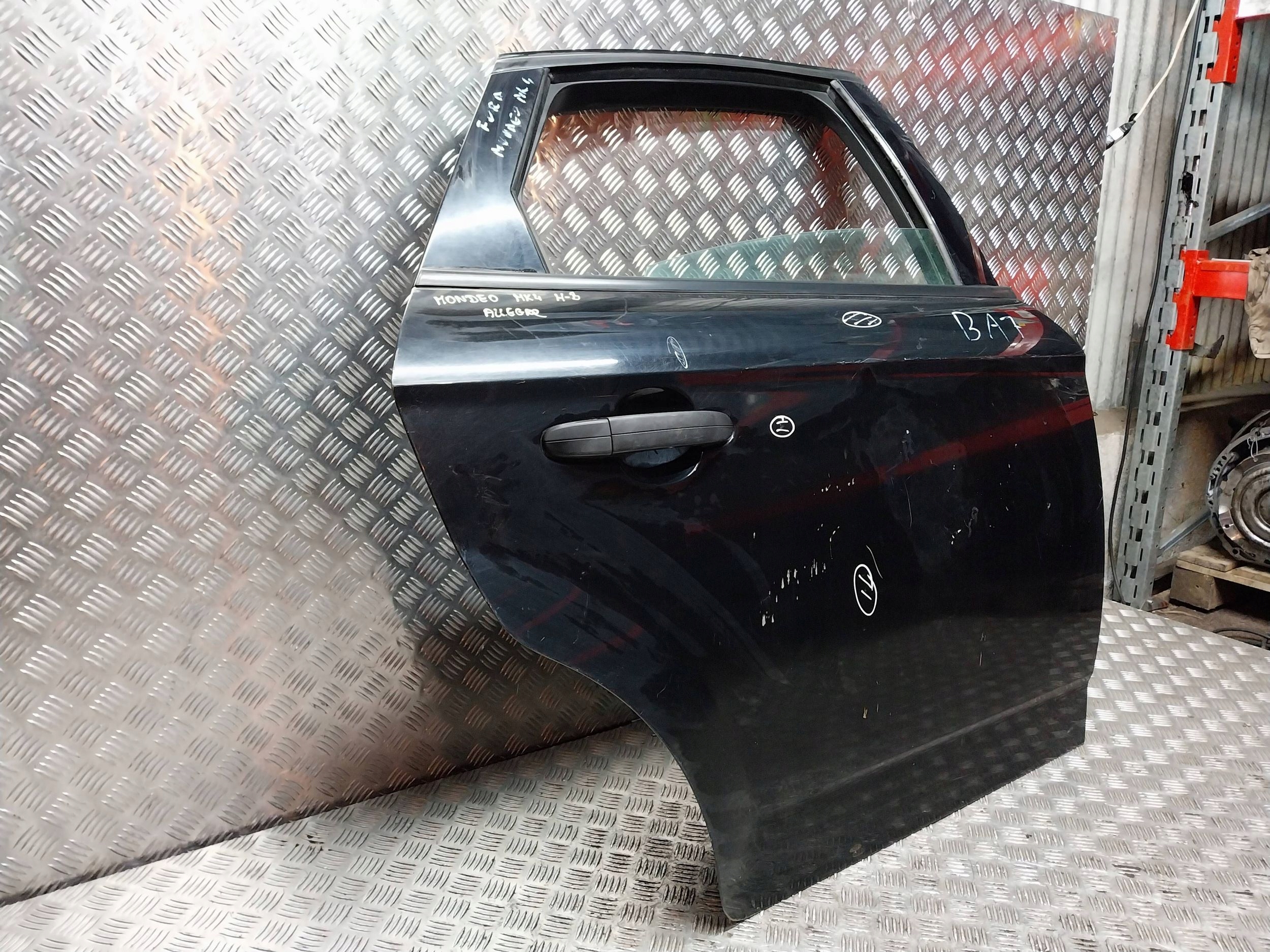 door rear part right FORD MONDEO MK4 HATCHBACK 08