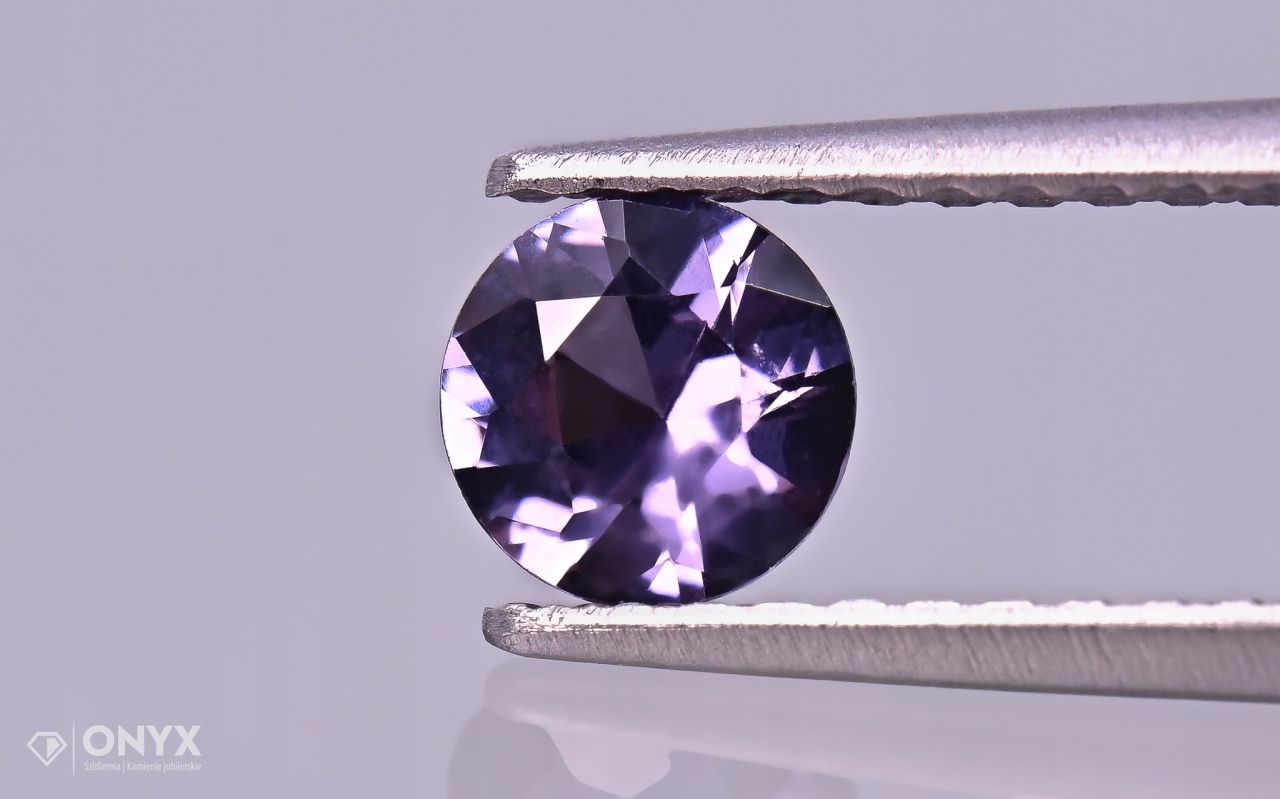 Spinel fazetovaný kulatý fi 4,5 mm