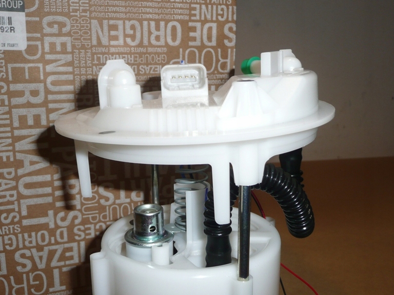 POMPA PALIWA KPL.R LAGUNA III 2.0 16V 172020092R Numer katalogowy części 172020092R 170110002R