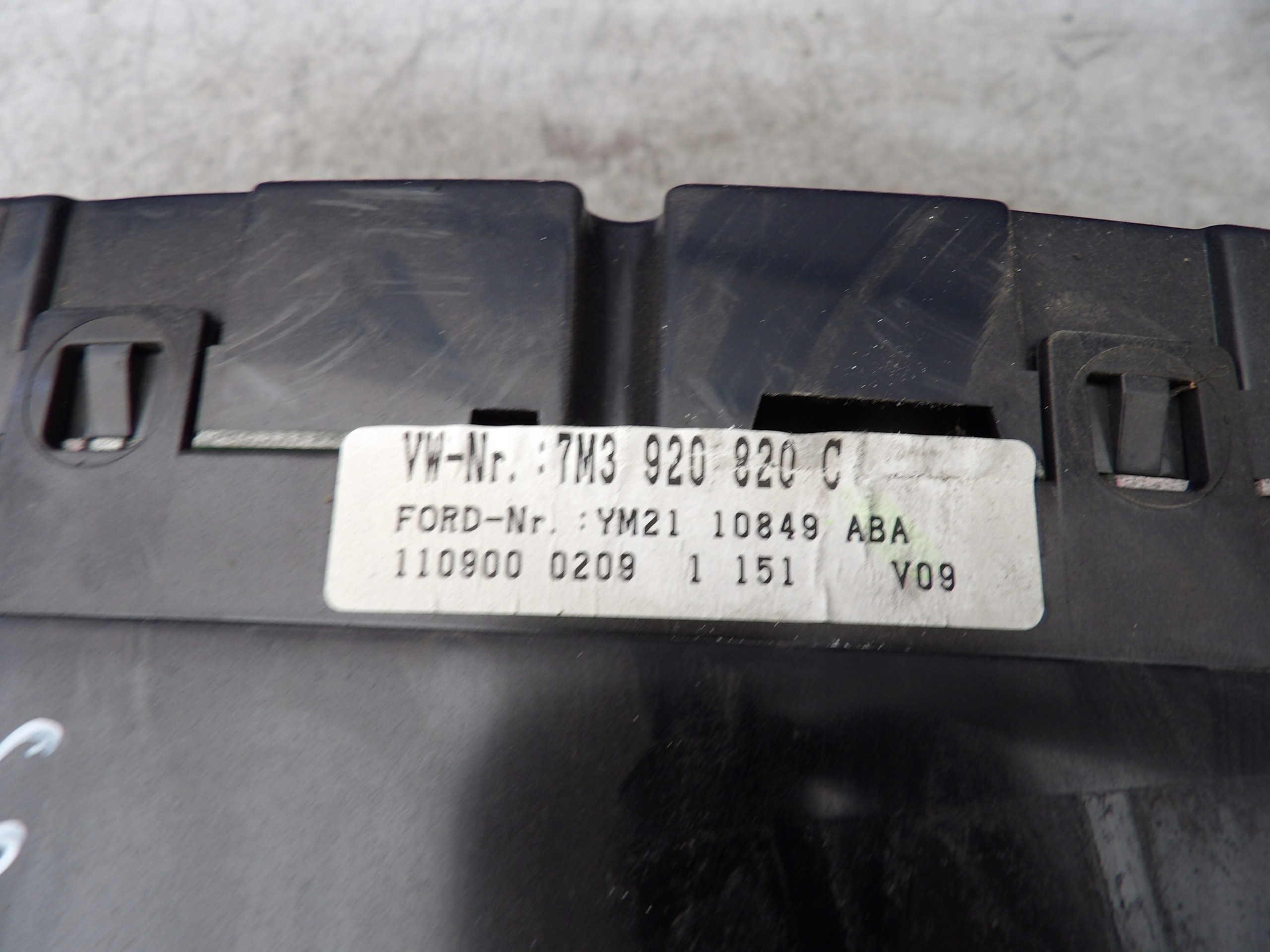 VW Sharan 1,9 tdi liczniki