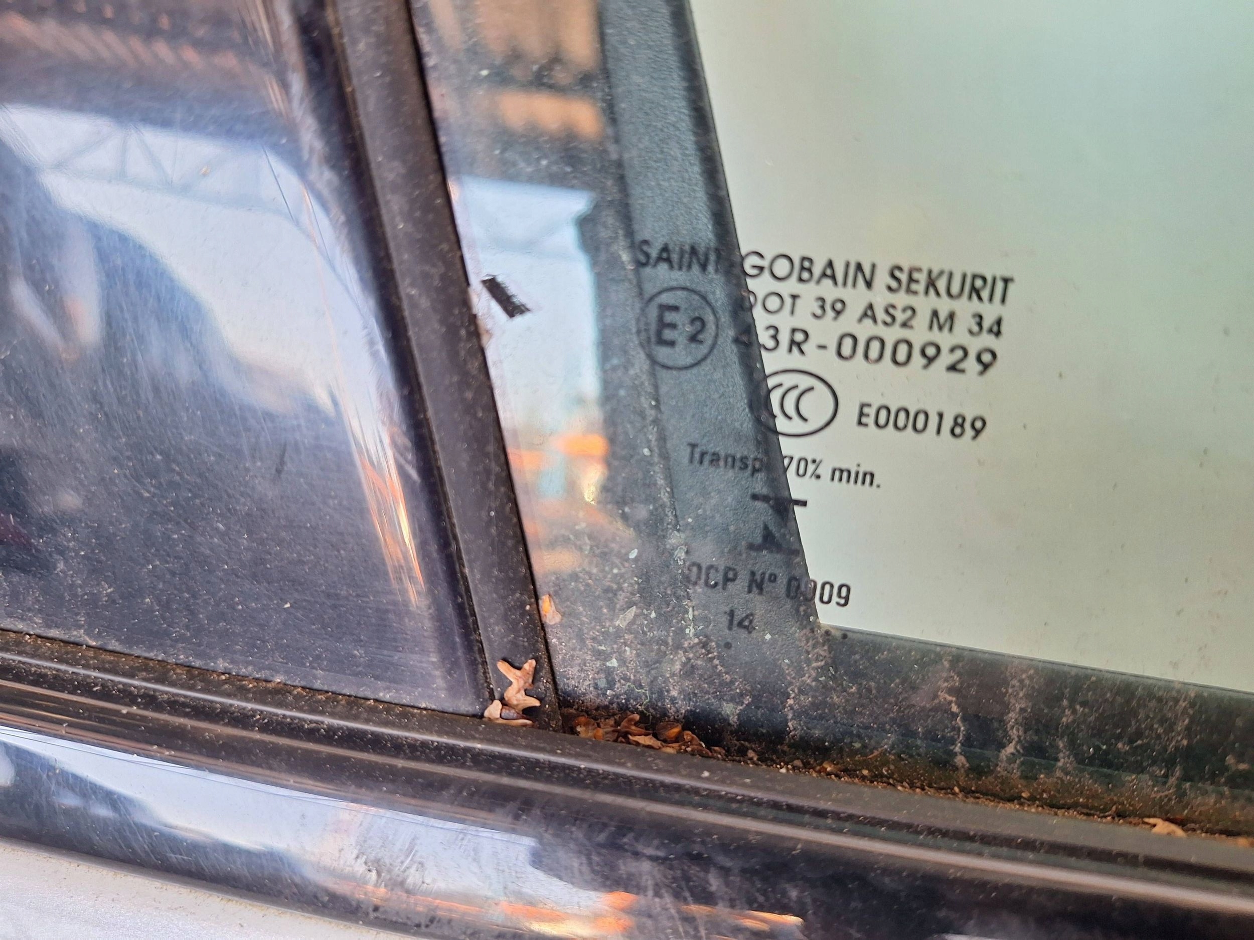 CITROEN DS5 11-18 door right front