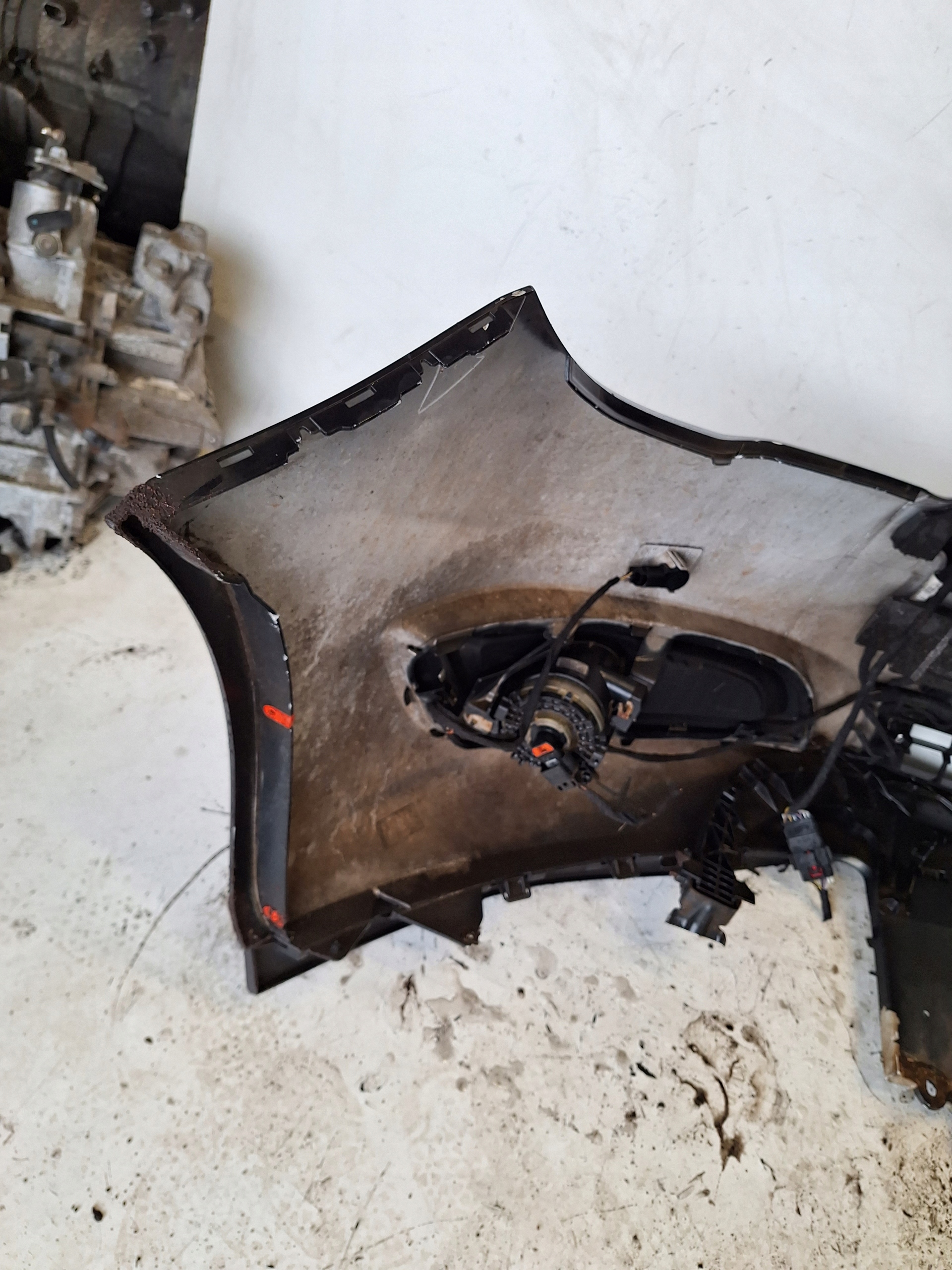OPEL INSIGNIA A LIFT 13-17 bumper + PDC