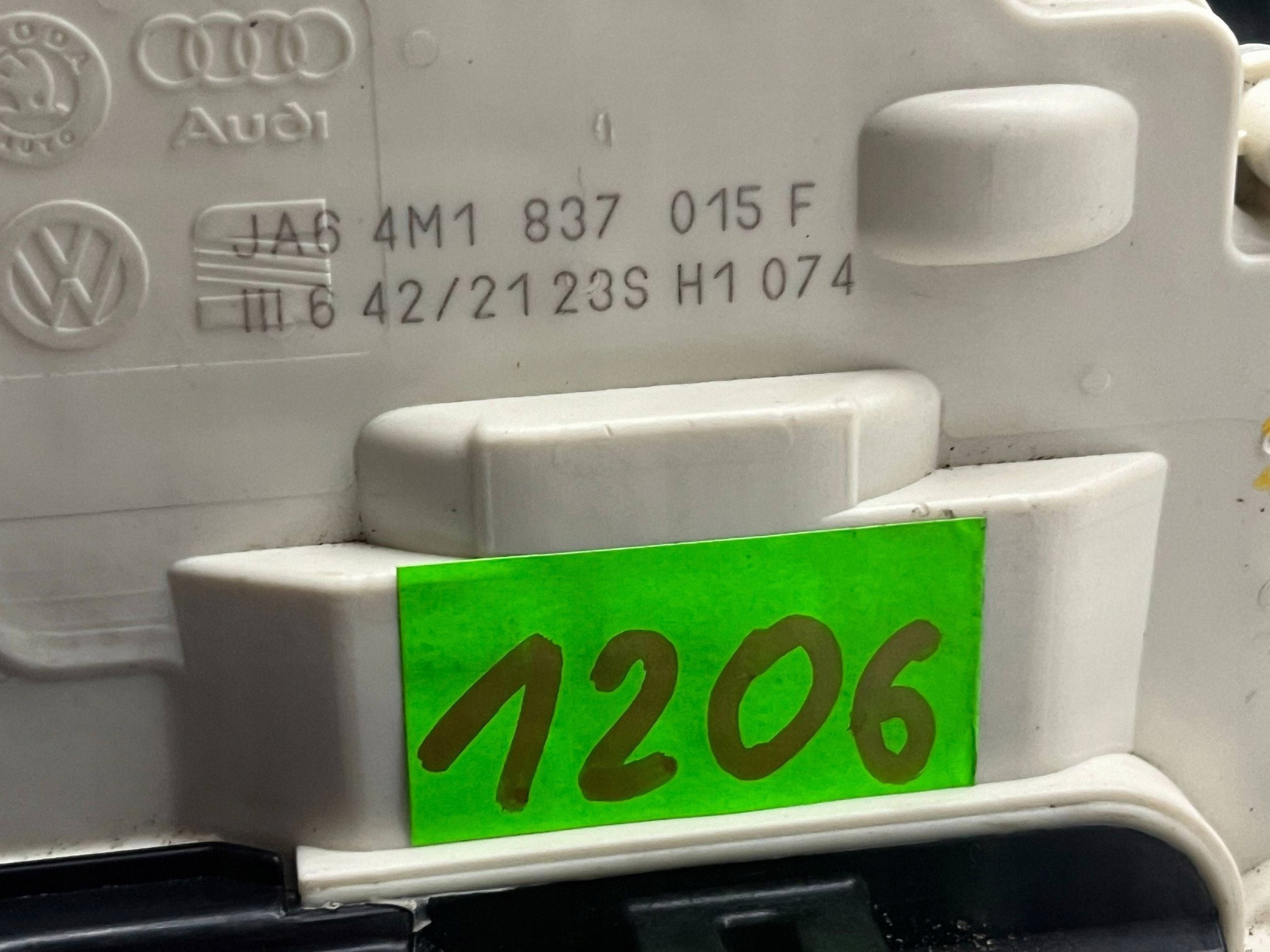 AUDI Q7 4M lock door left front DOCIAG 4M1837015F @M