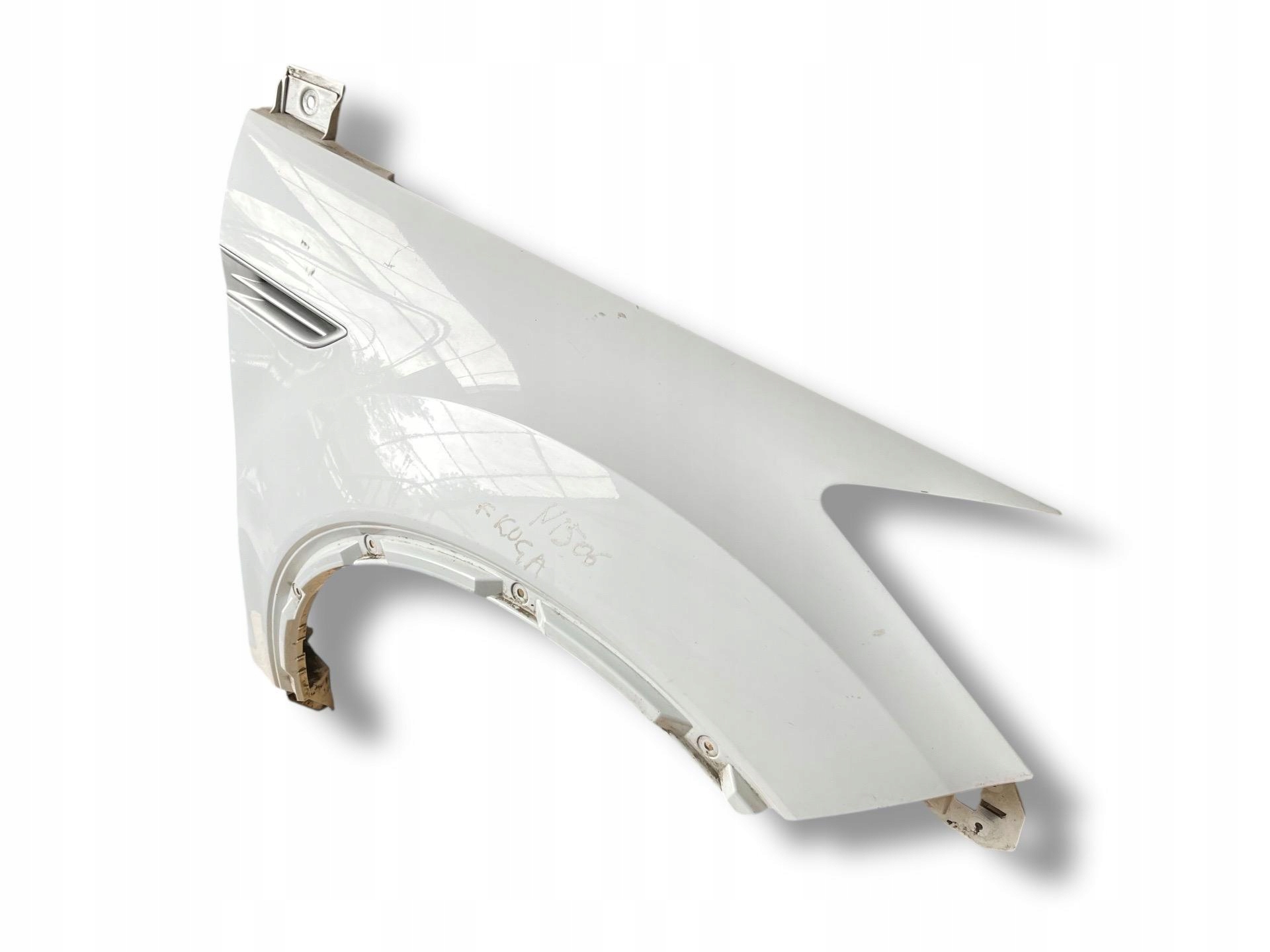 fender front right side Ford Kuga 2010 8V41-16015-A