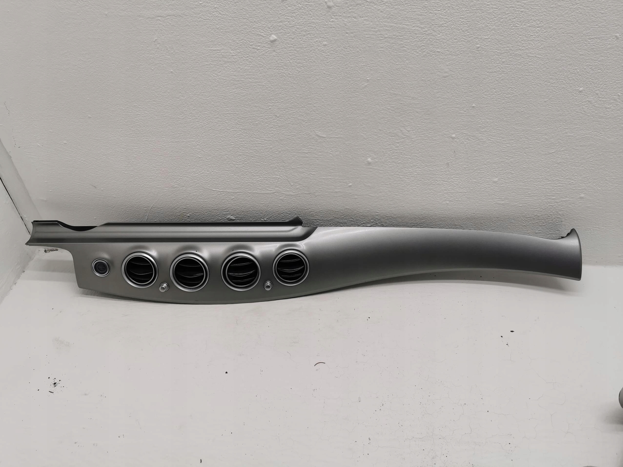 Moulage DEKOR Console MERCEDES E-KLASA W213 16-23