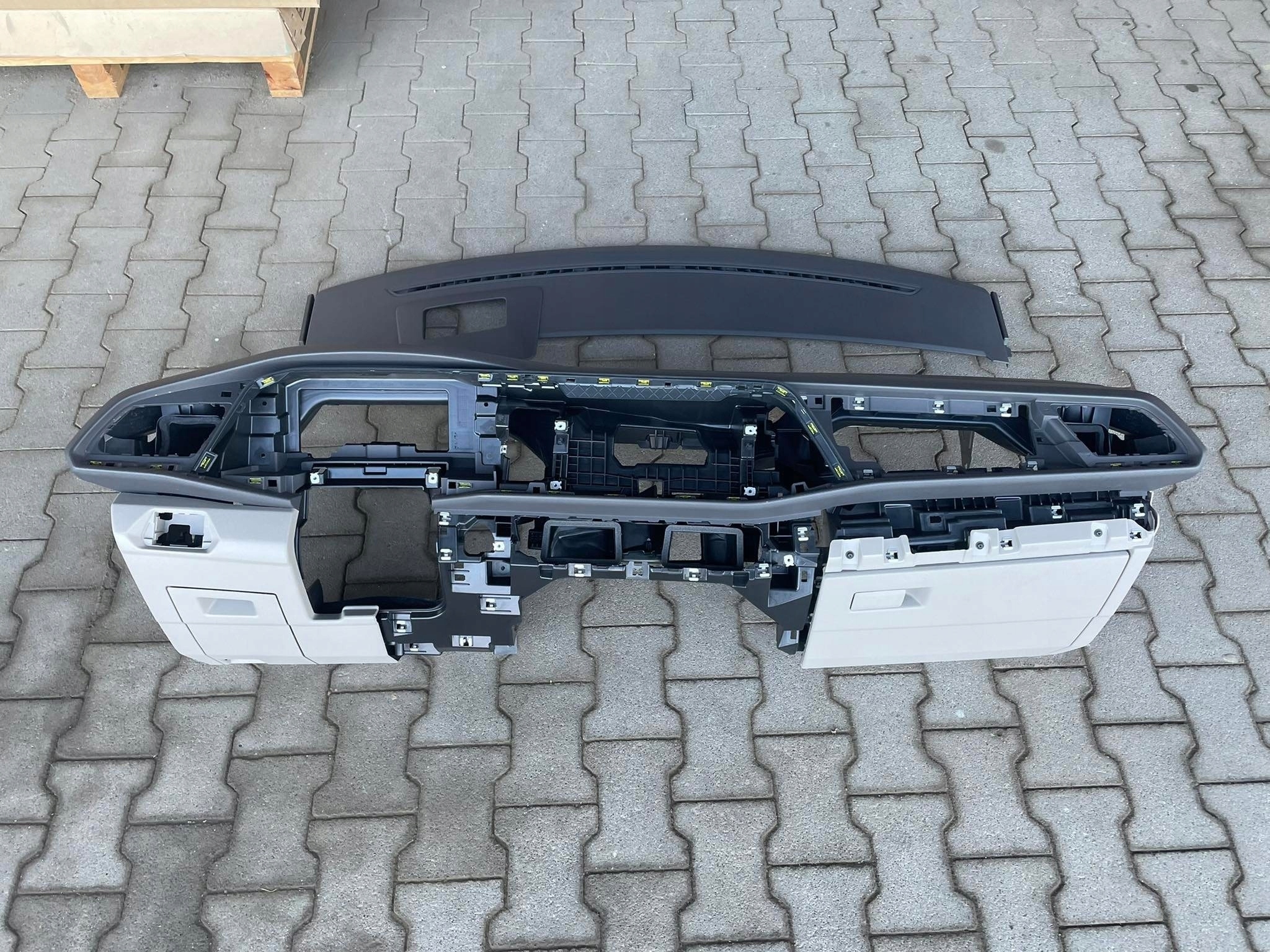 vw T7 консоль торпеда
