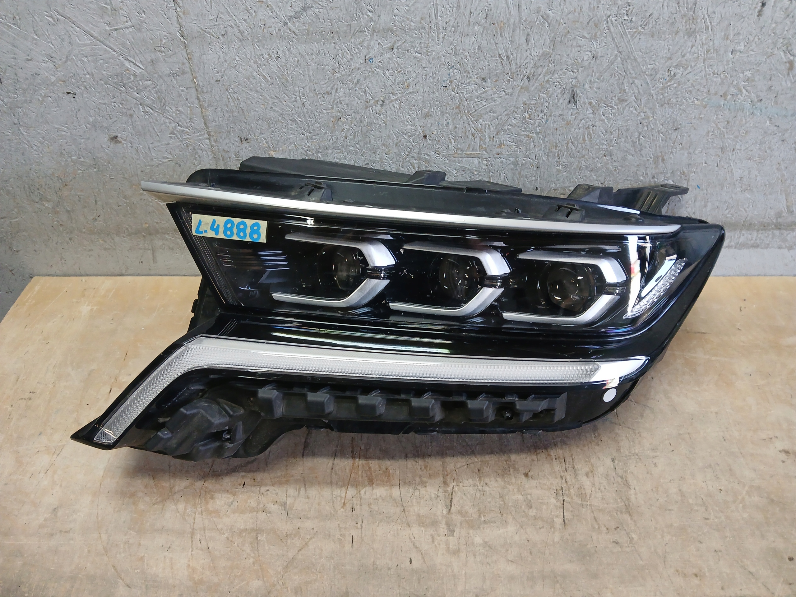 light front left KIA SORENTO IV 4 FULL LED 20- P2921-62110