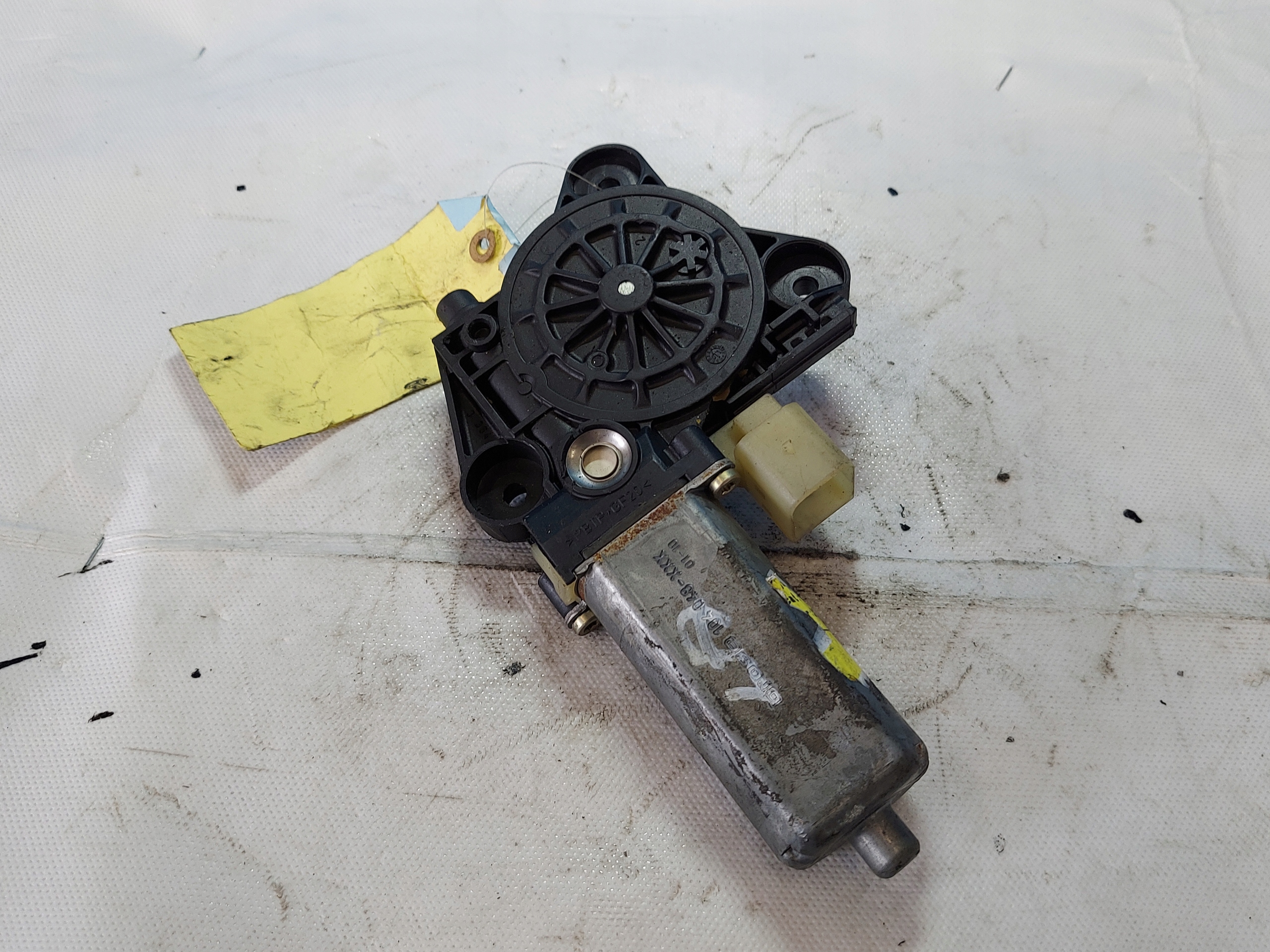 engine lifting windows MERCEDES W202 0130822008 left rear part