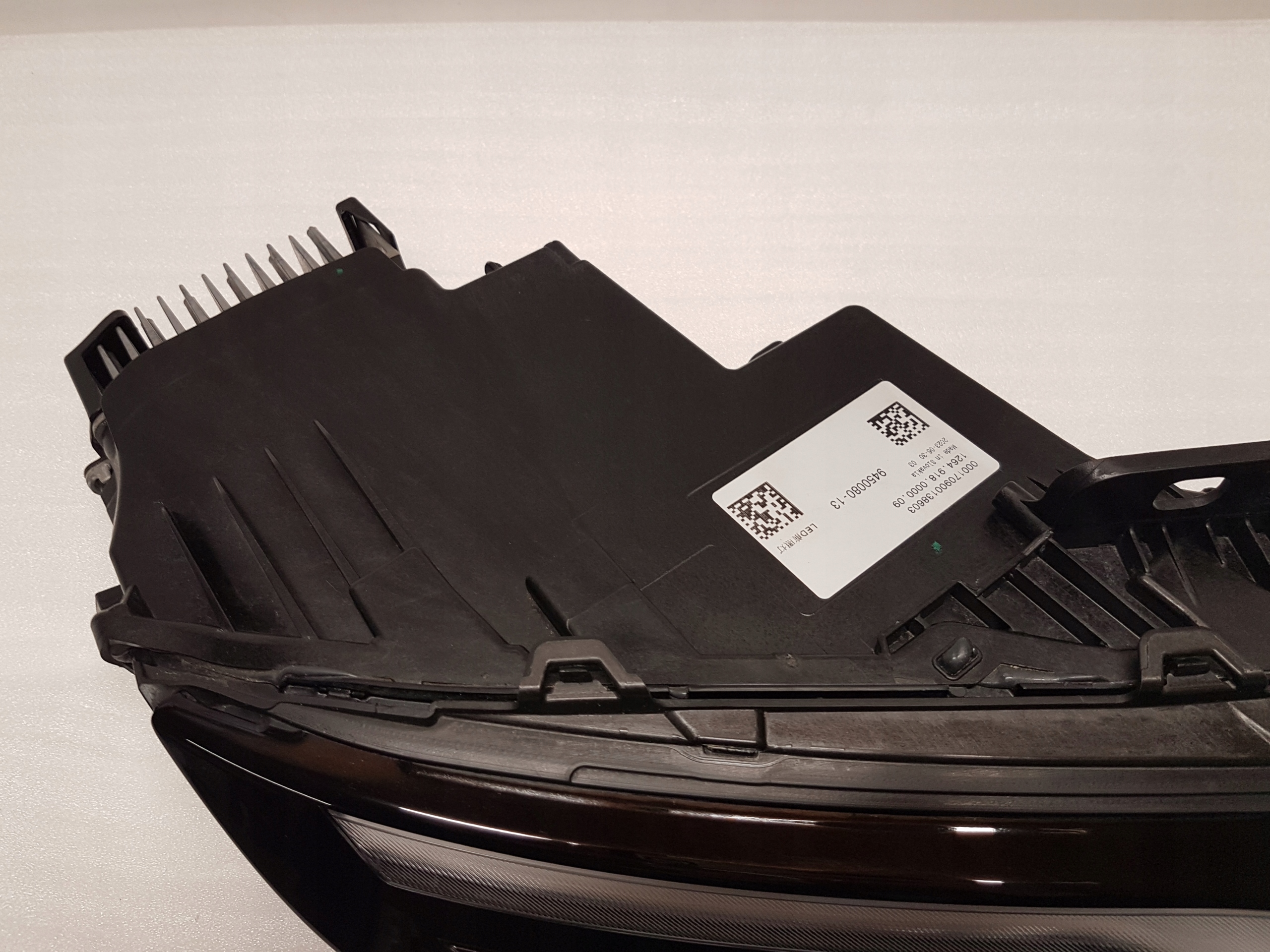 light front right BMW G70 LED 9450080