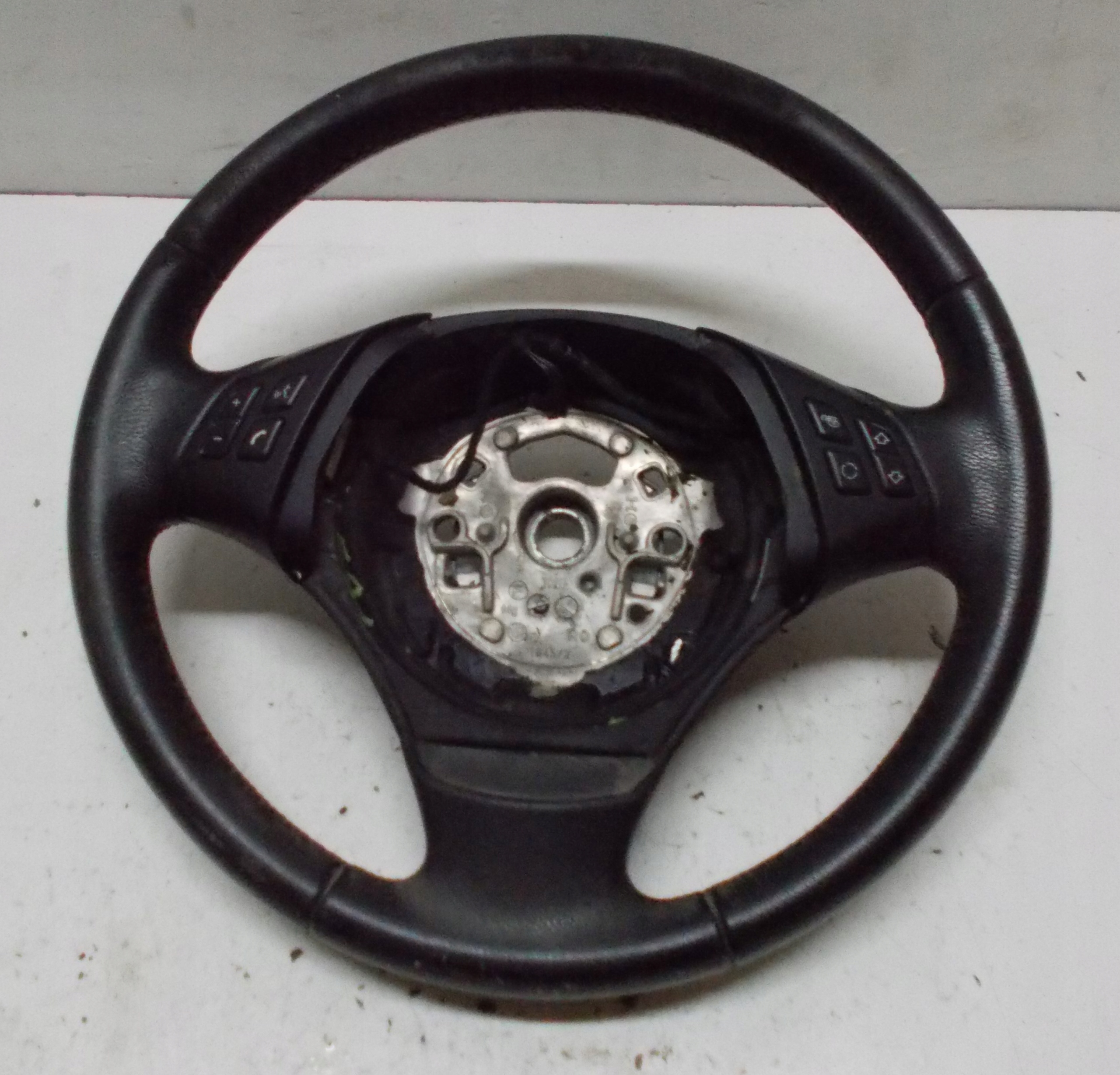 BMW E91 2.0 D 10R volant
