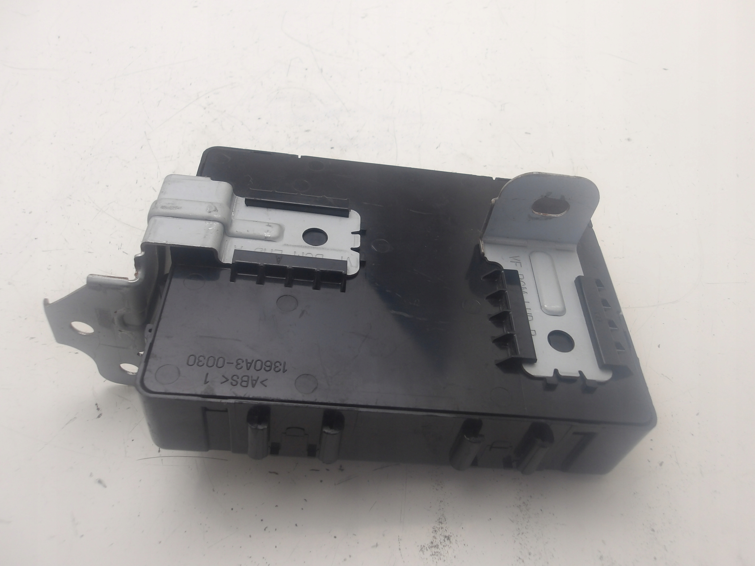 HYUNDAI I40 LIFT 14-19 module control unit compartment BCM 95400-3Z448 OE