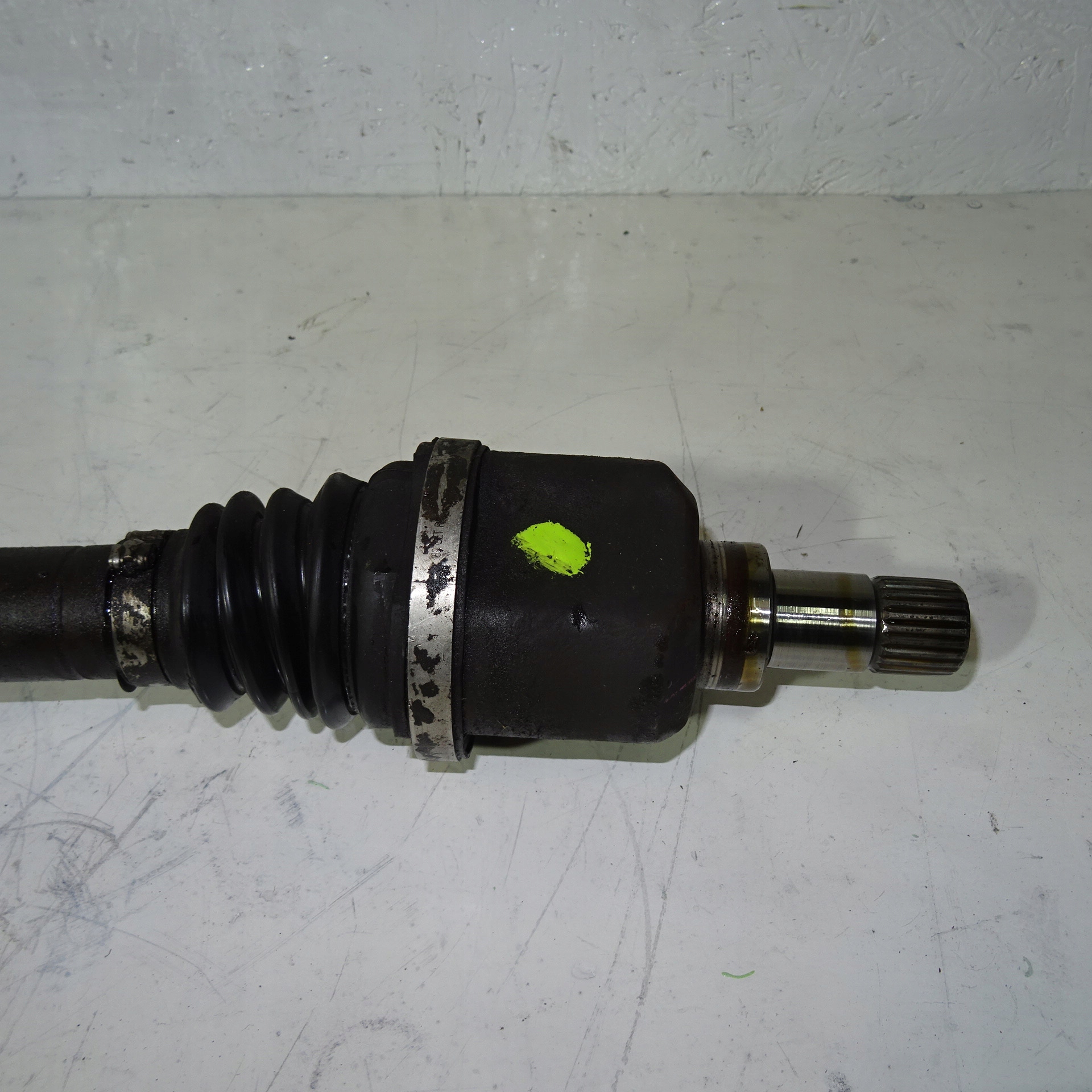PEUGEOT 508 2.0HDI semi-axis left front MANUAL