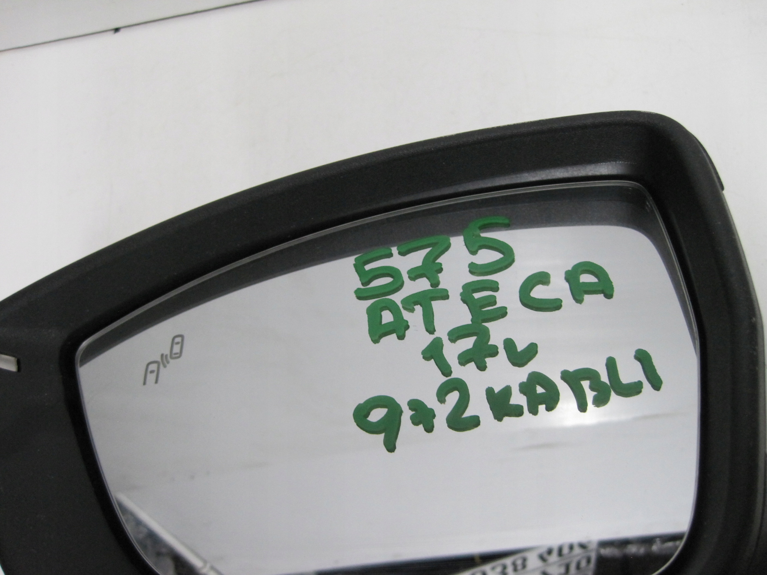 mirror mirrors SEAT ATECA right left