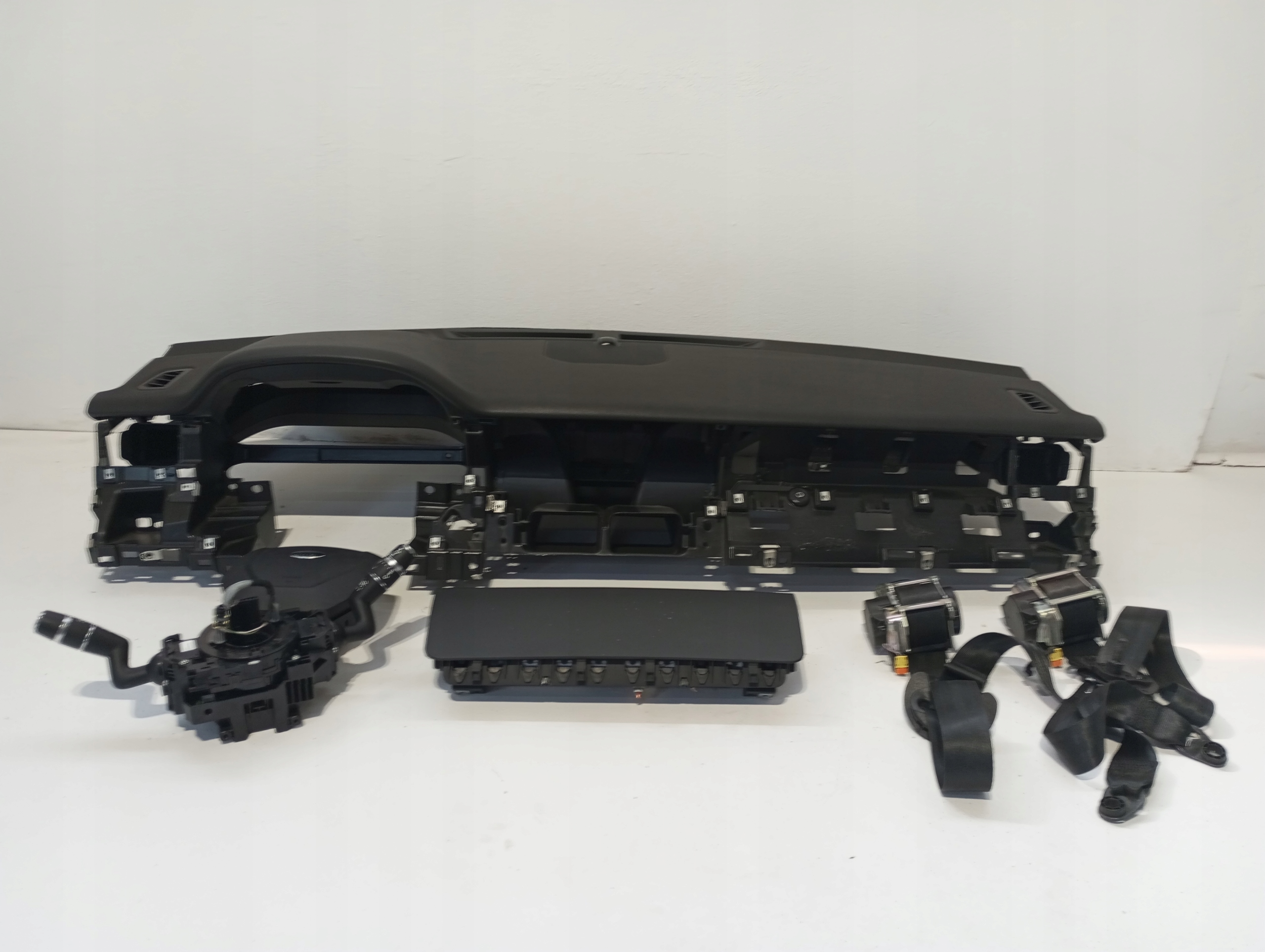 dashboard console pulpit Land Rover Discovery Sport