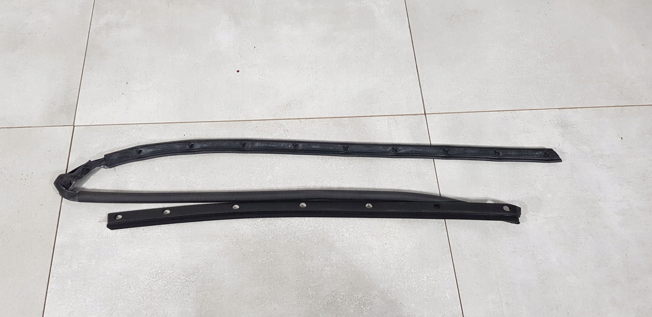 VW SHARAN 02-05 USZCZELKA DRZWI PRAWY TYŁ