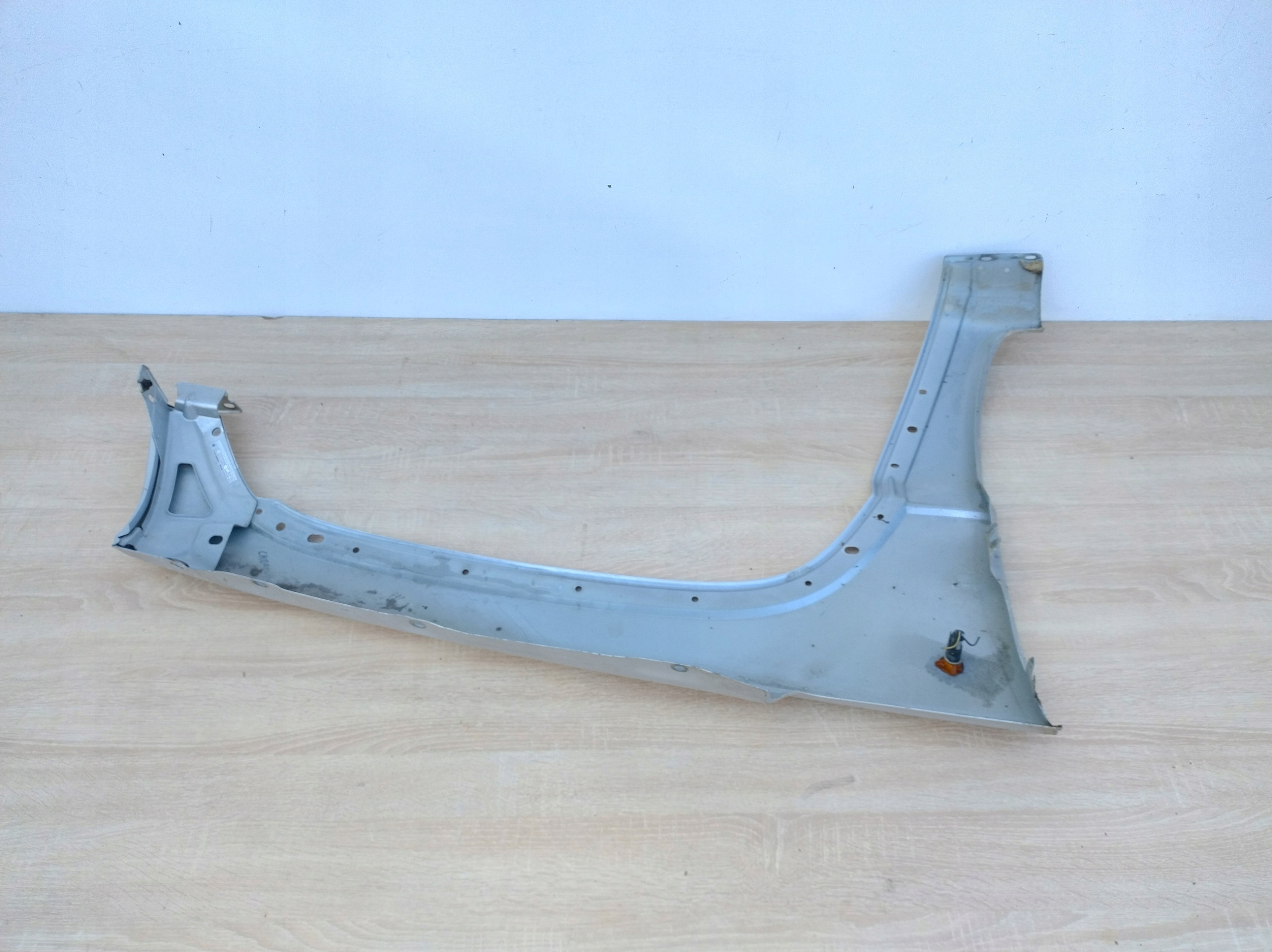 JEEP LIBERTY KJ CHEROKEE left fender front 01-08R