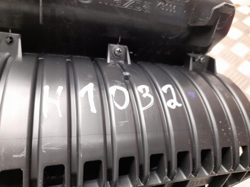 полка mazda CX-30 DM 2022 панель управления DFR764449