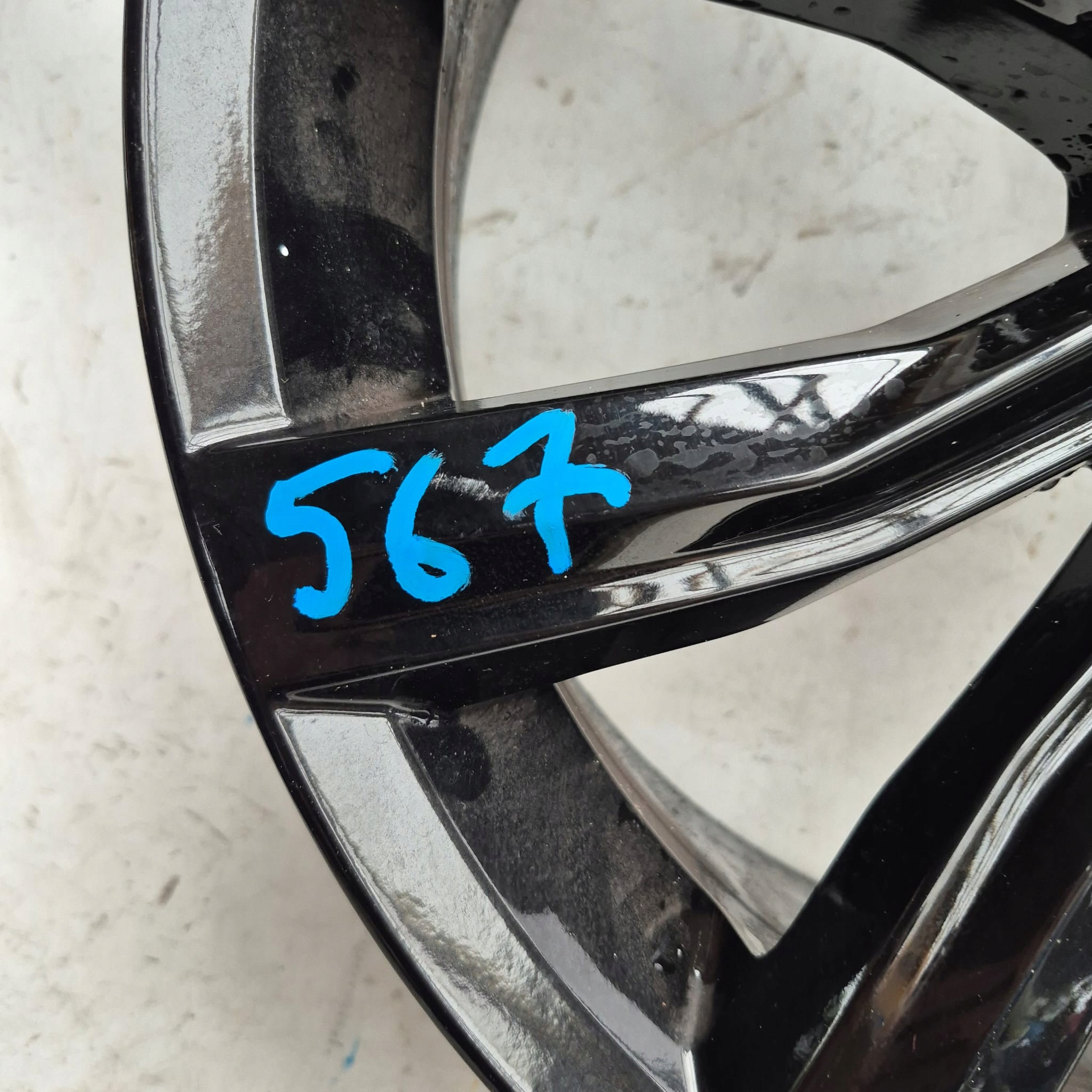 VW T-ROC 2GA disk hliníkový 2GA601025AB 18"