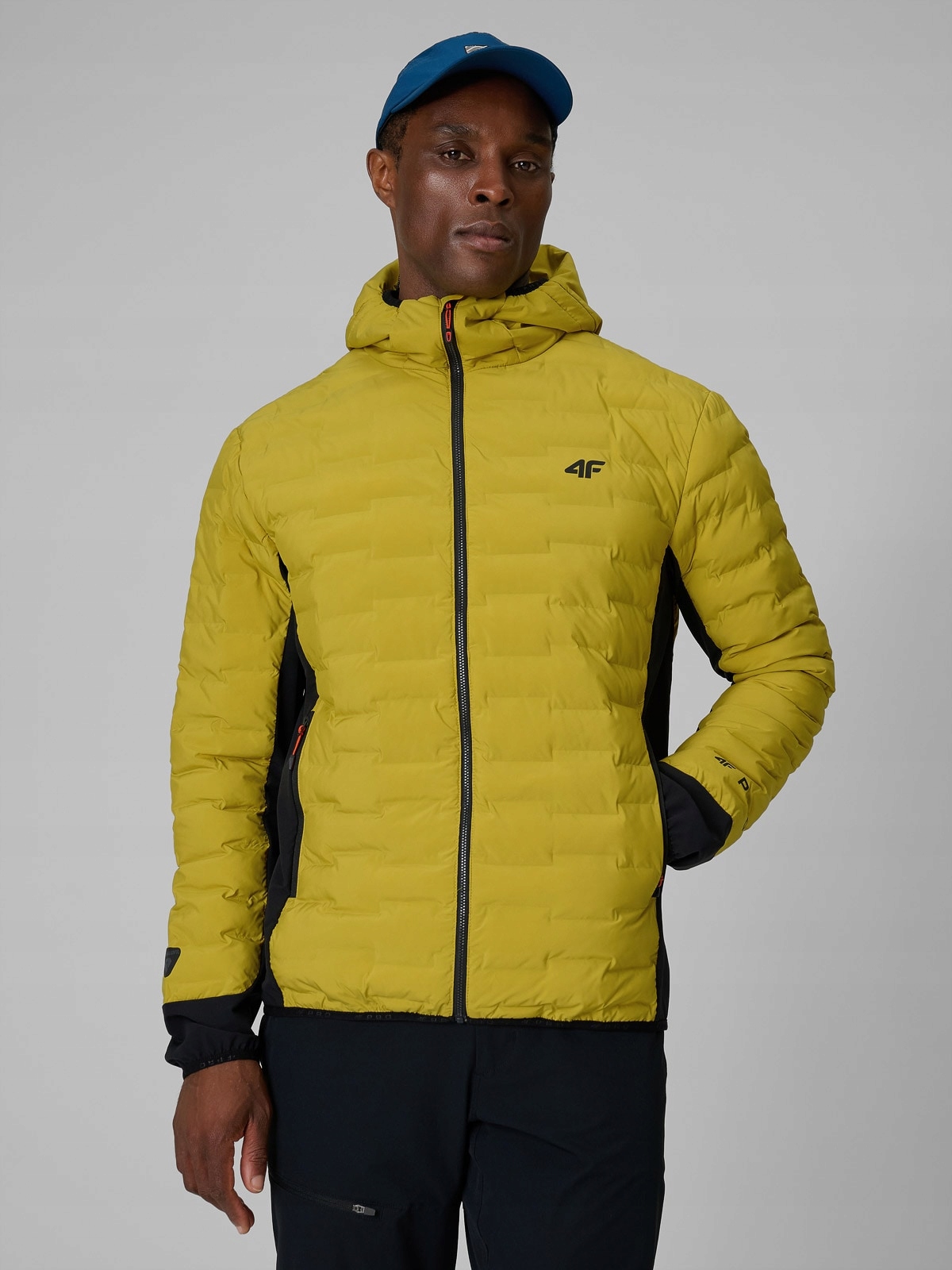 4F Pánská Žlutá Treková Bunda Primaloft