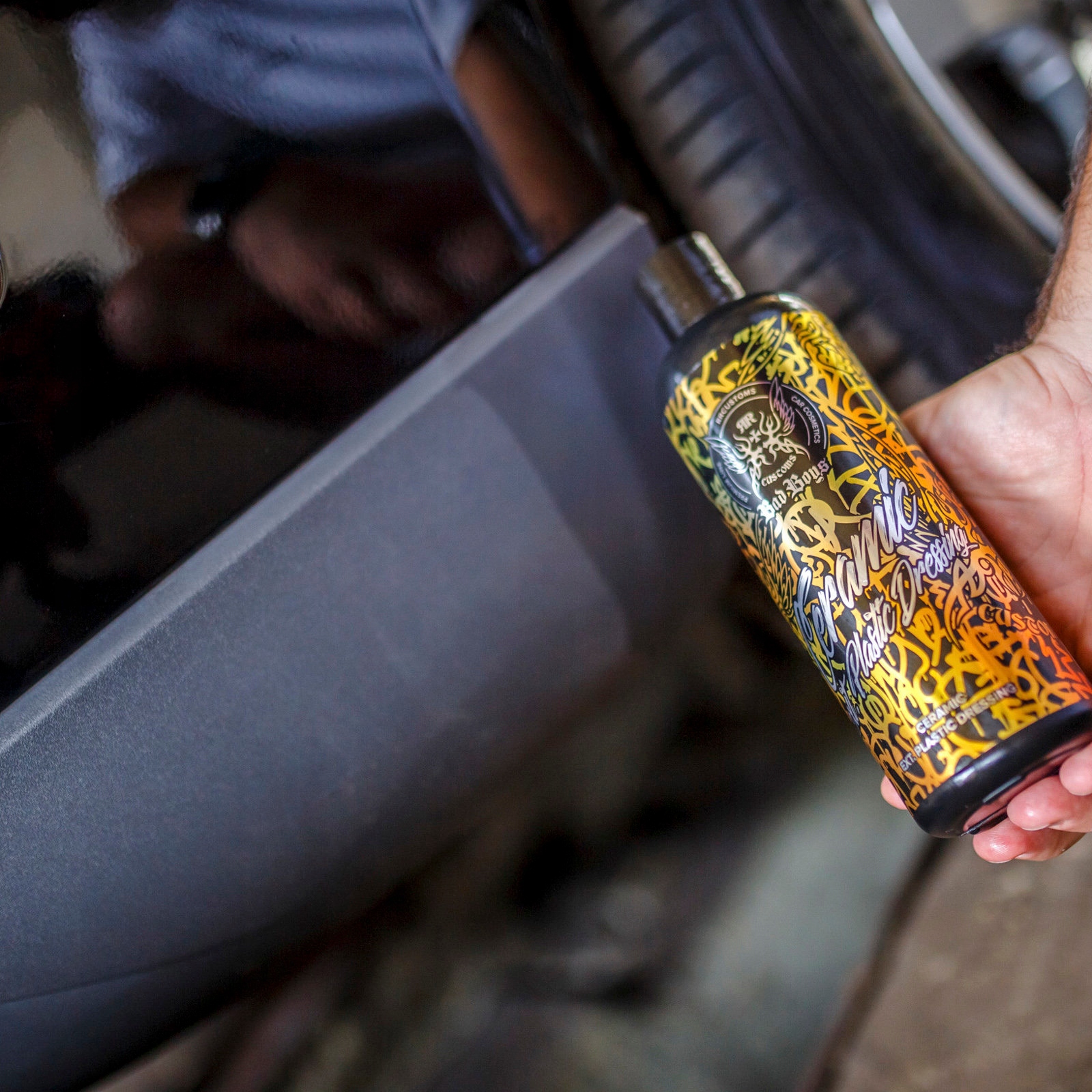 RR Customs BadBoys Ceramic Ext Plastic Dressing 150ml Czernidło do plastiku Numer katalogowy producenta BB6435