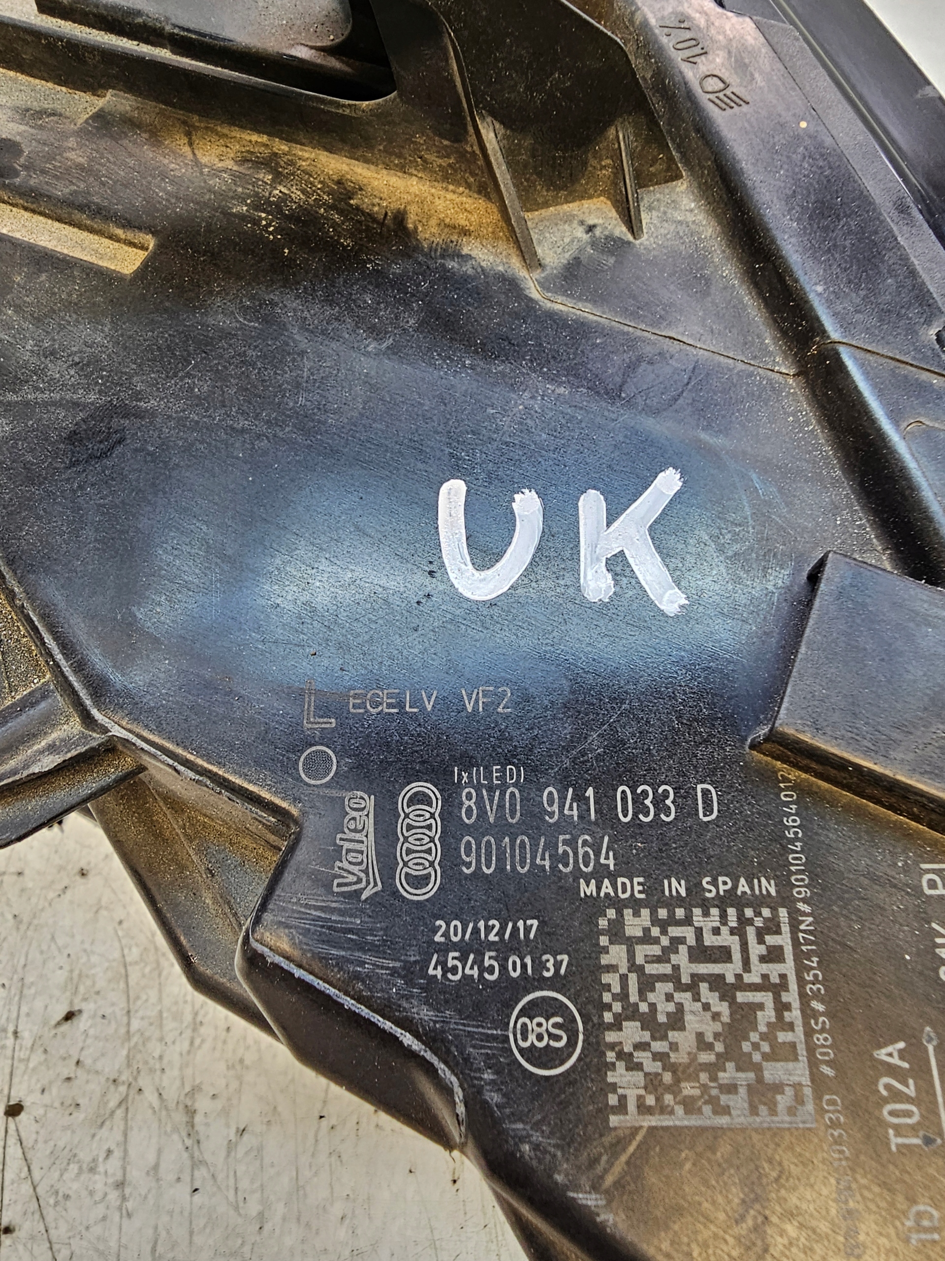 REFLEKTOR XENON LED left AUDI A3 8V LIFT 8V0941033D UK