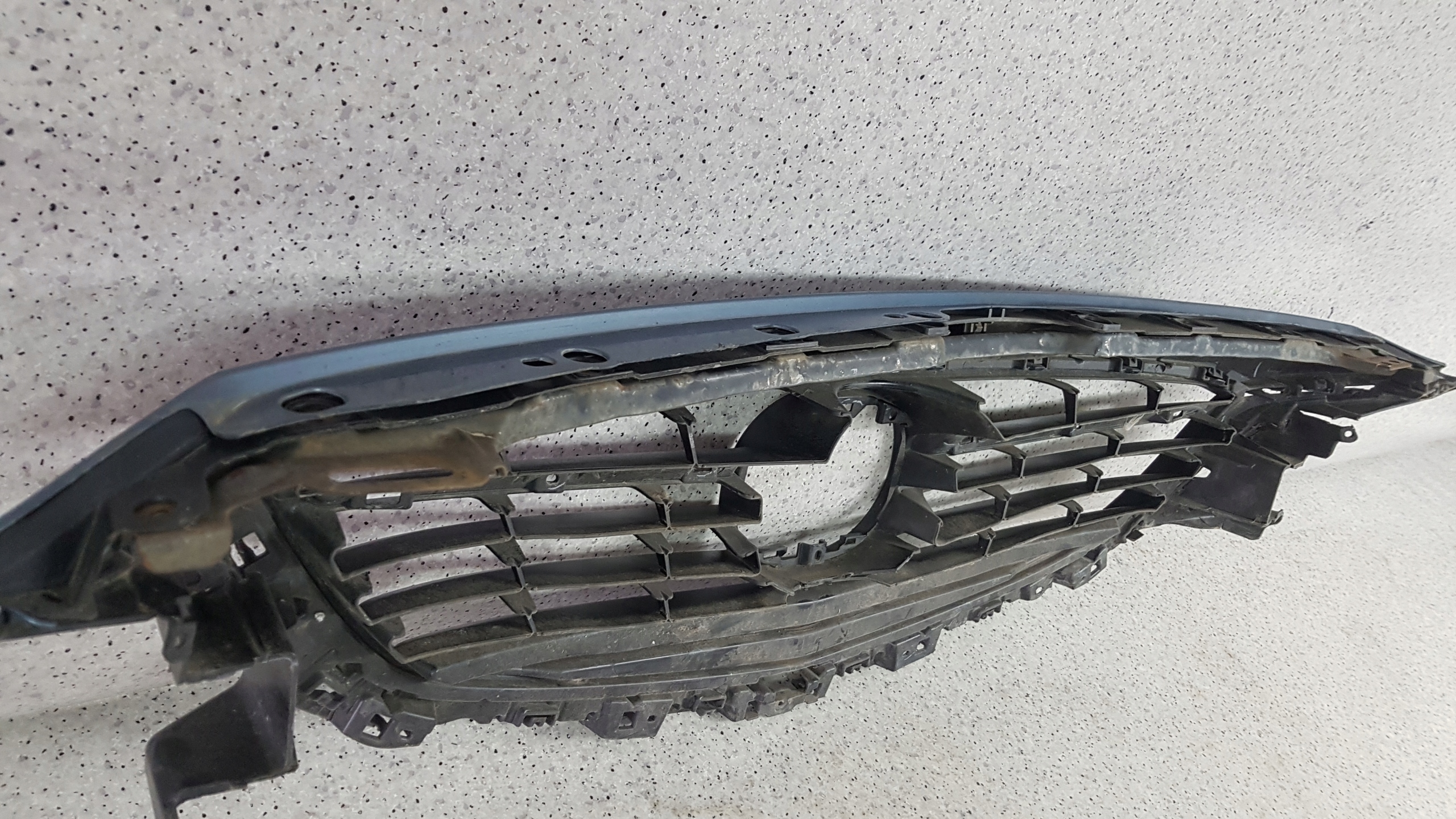 MAZDA 6 VI GJ 2012 - Grill Grill 2940