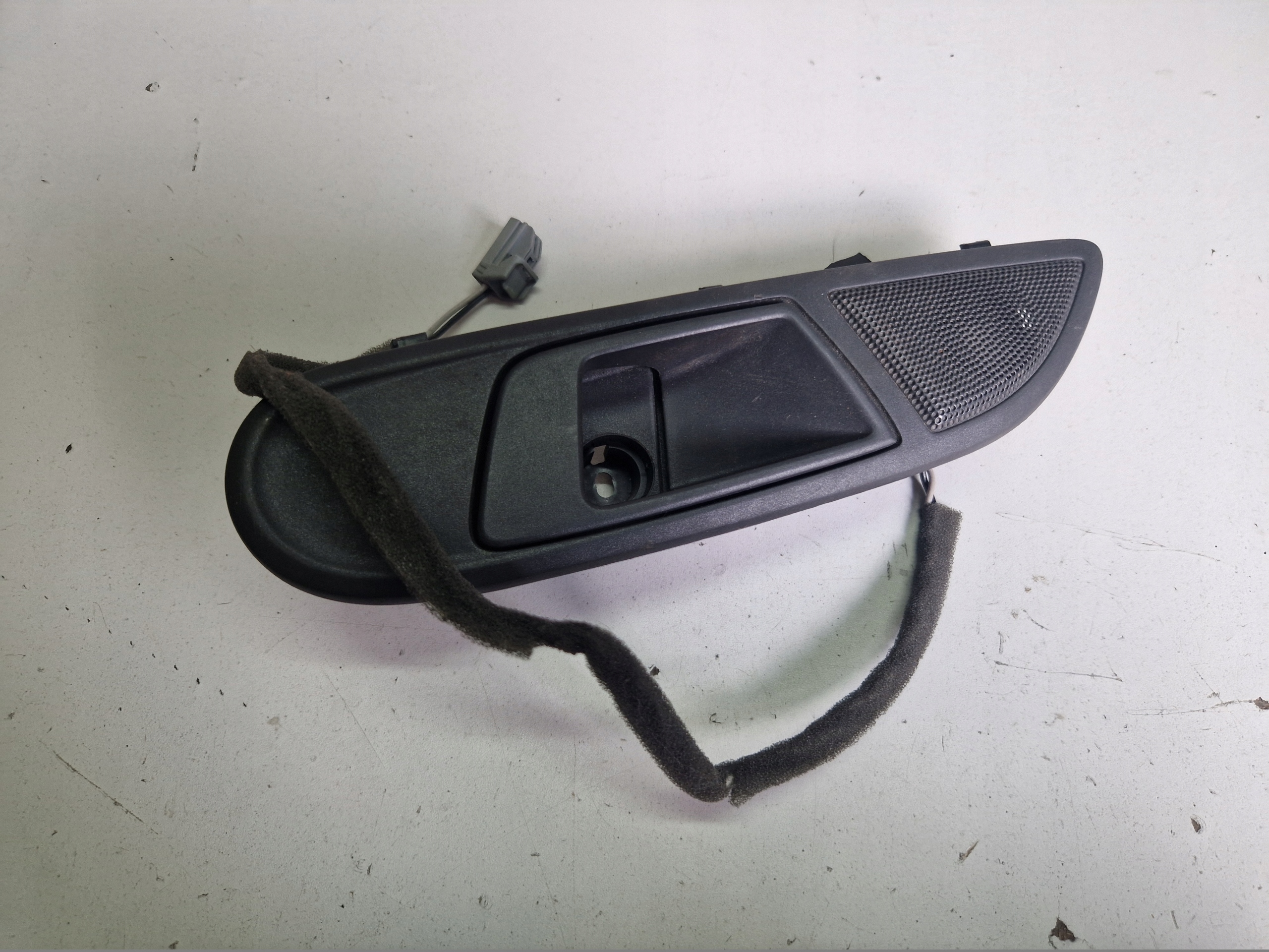 FORD FIESTA MK7 handle door left front C1BB-A22601-DAW