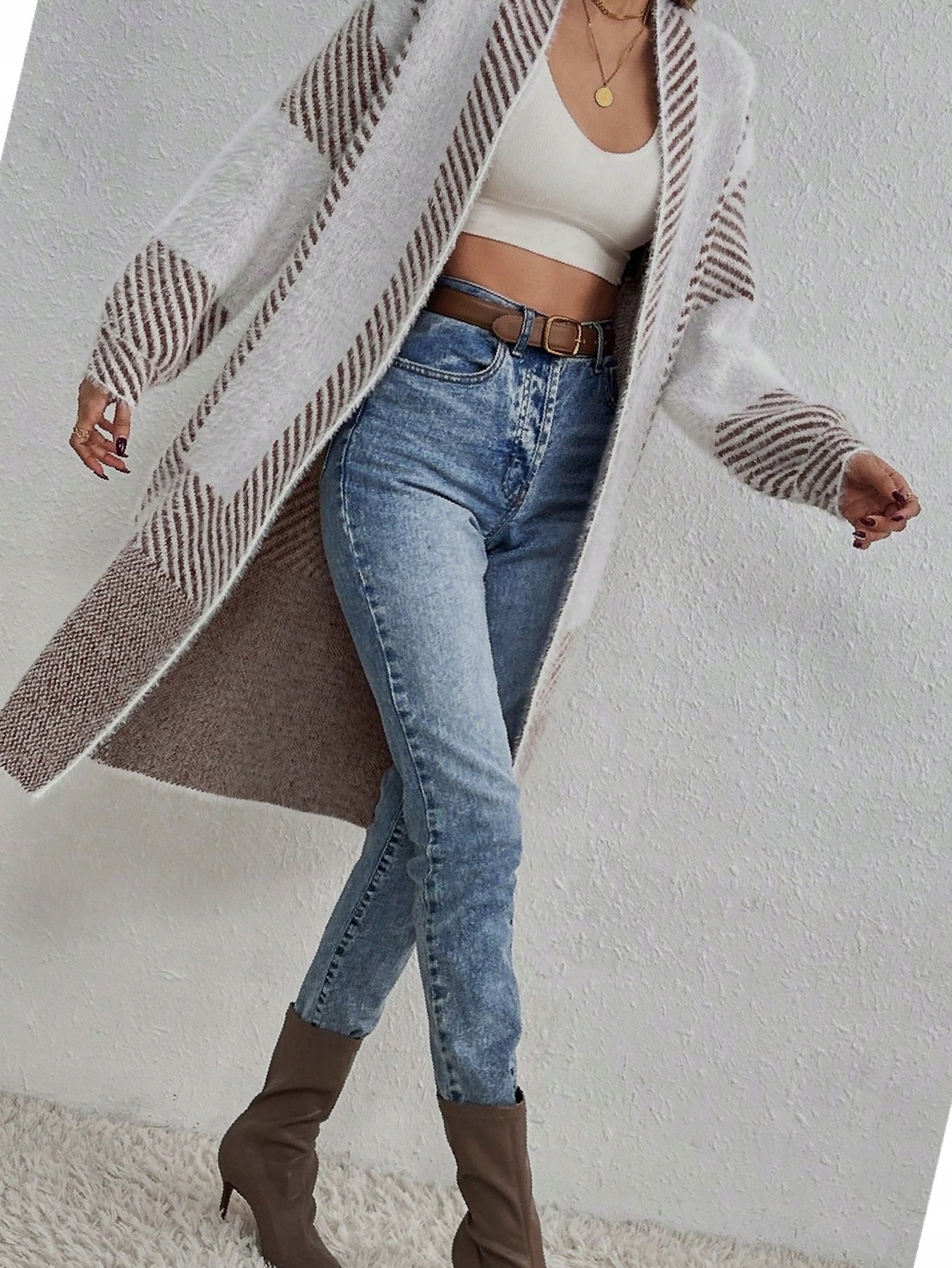 Kardigan nadýchaný se sníženými rameny Casual Chlupatý Za koleno S