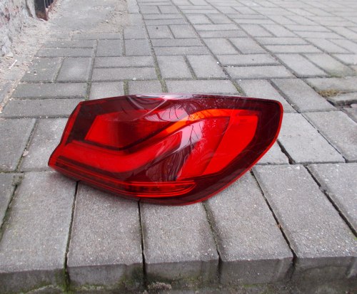 BMW 1 F40 LIFT 19+ LAMPA TYLNA PRAWA LED EUROPA