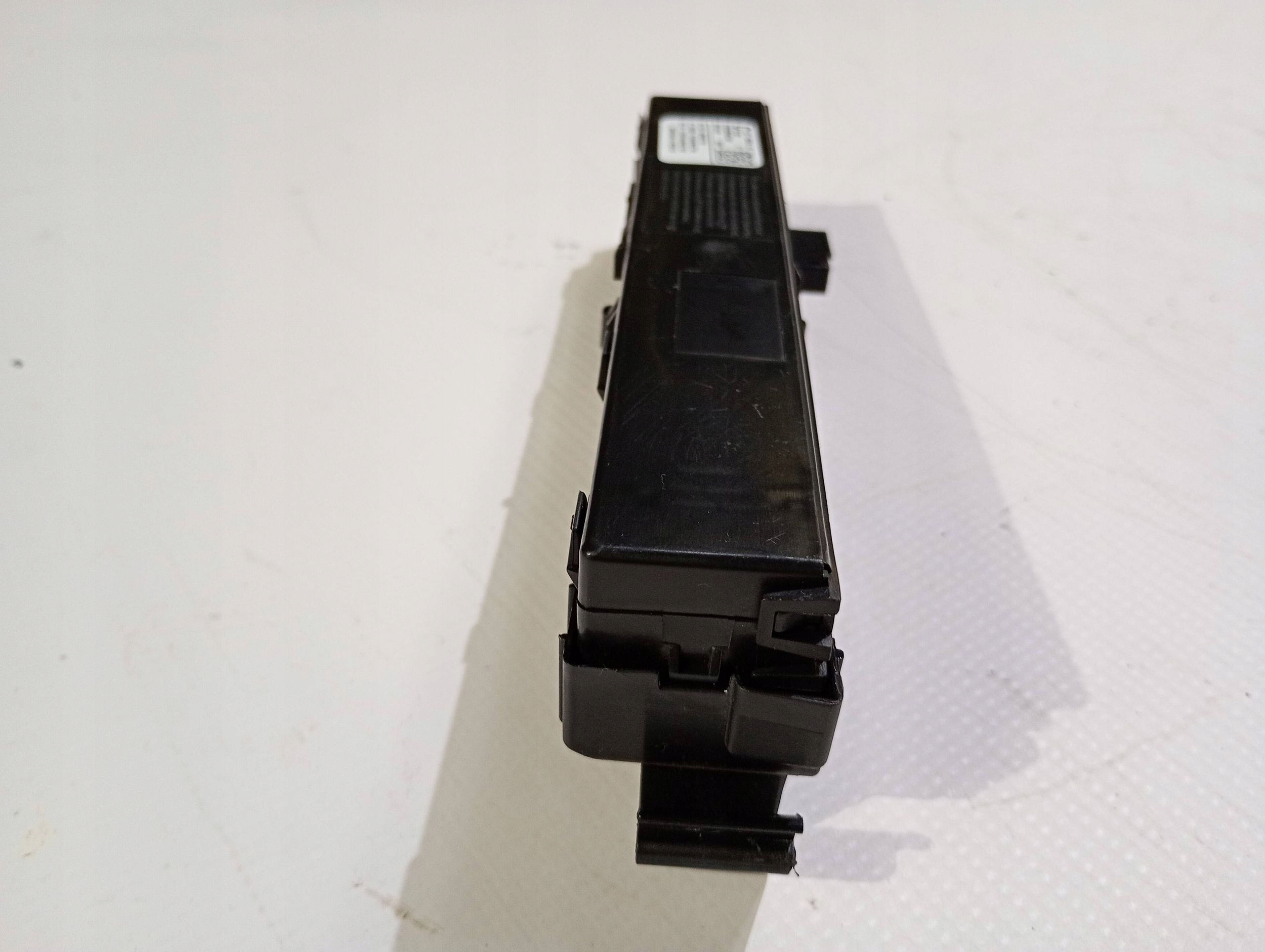 antenna amplifier module control unit sensor Ford F150 F-150 2015