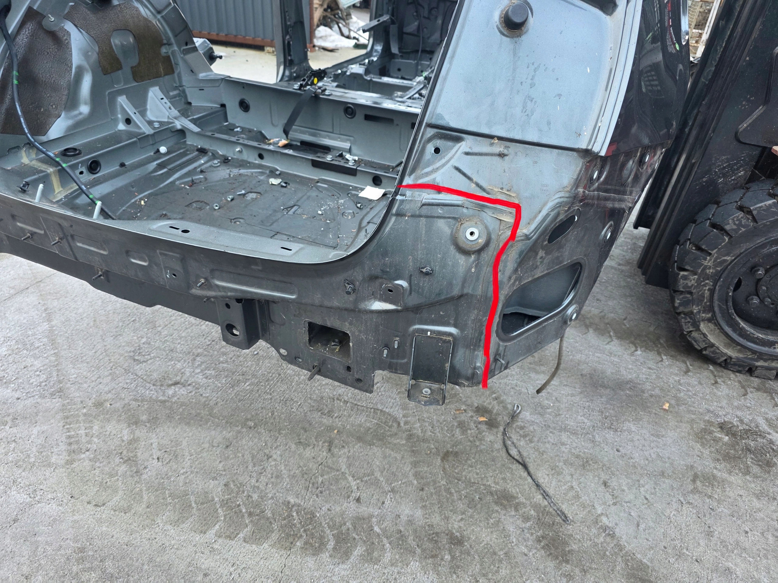 quarter sump rear panel AUDI Q5 FY 80A original !!! *2